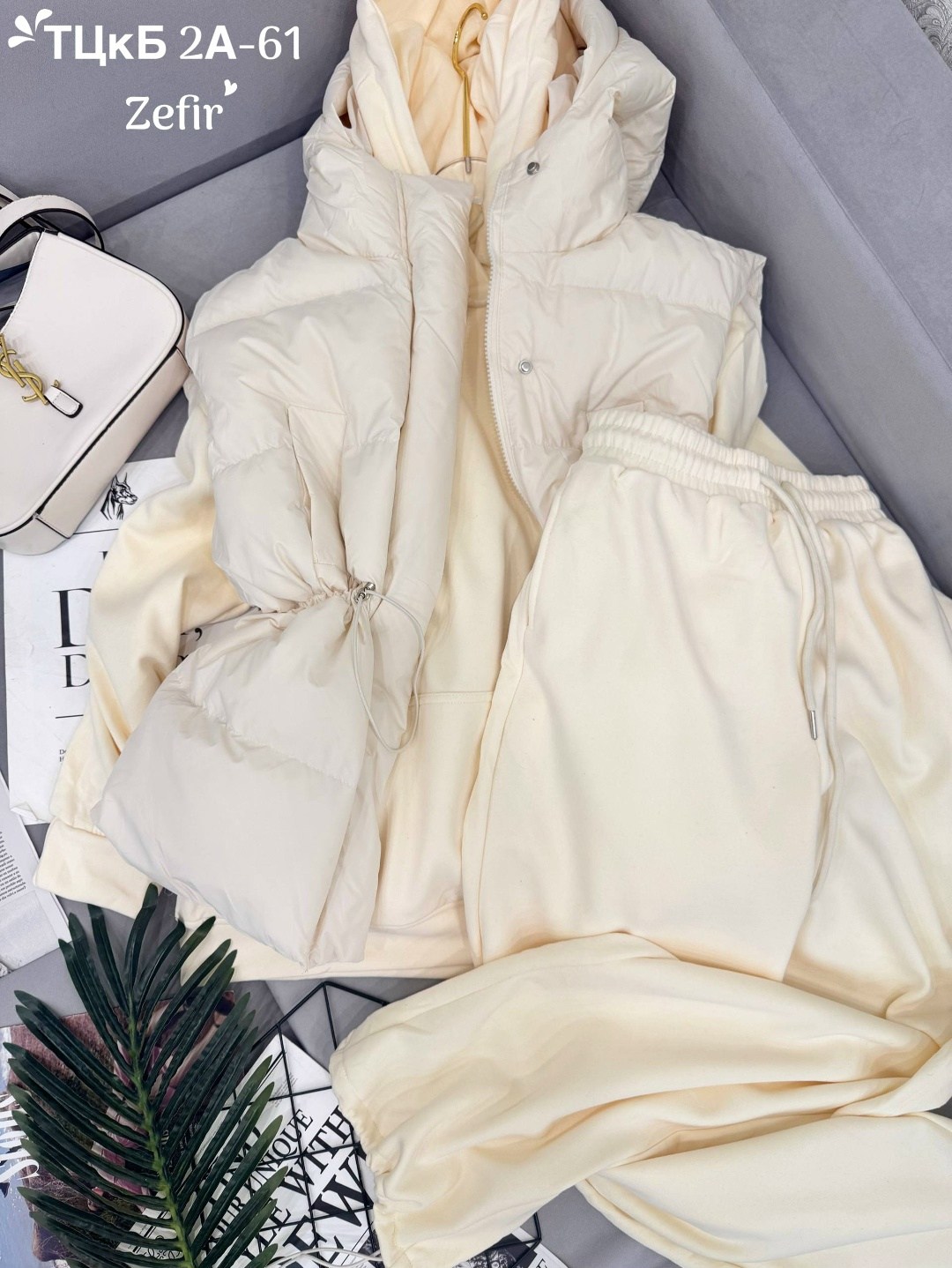 костюм женский тройка,костюм тройка,костюм тройка женский с жилетом спортивный,женский спортивный костюм тройка,жилетка костюм