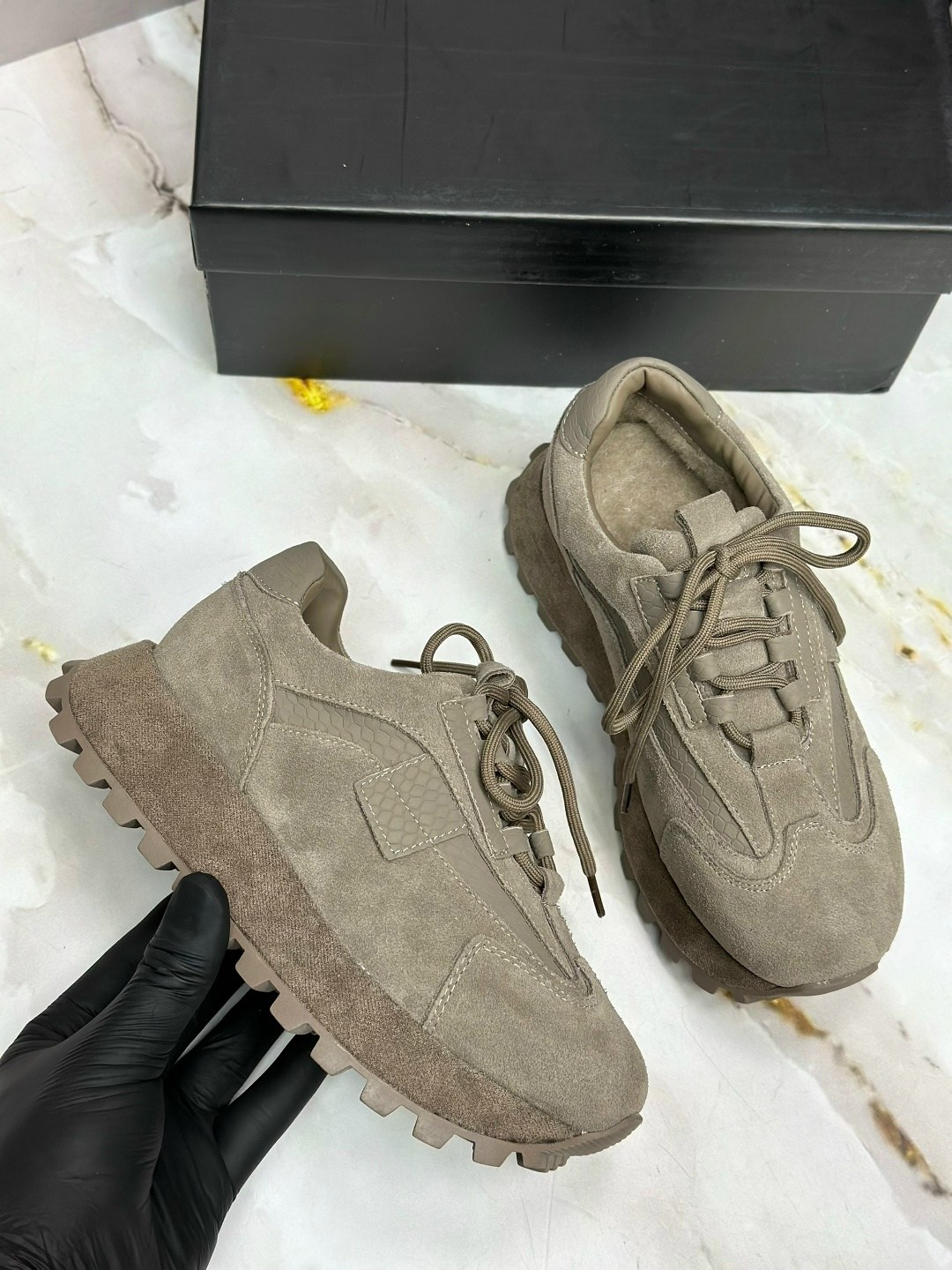 ,кроссовки замшевые,кроссовки женскиe,кроссовки для женщин,кроссовки коричневые женские