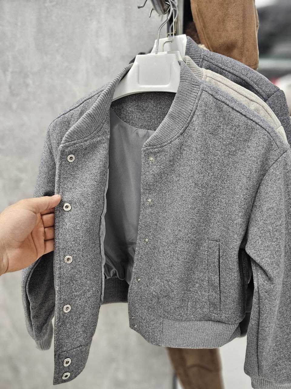 куртка бомбер,повседневная куртка,демисезонная куртка,женская куртка бомбер,бомбер пальто