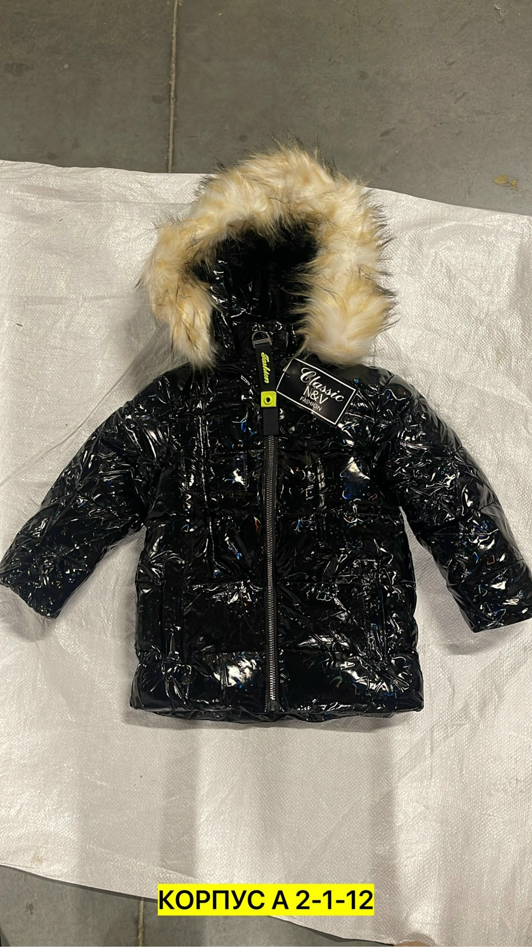 блестящий пуховик мальчика,детские зимние куртки для мальчиков,зимняя куртка,куртка для мальчика,зимняя куртка для мальчика