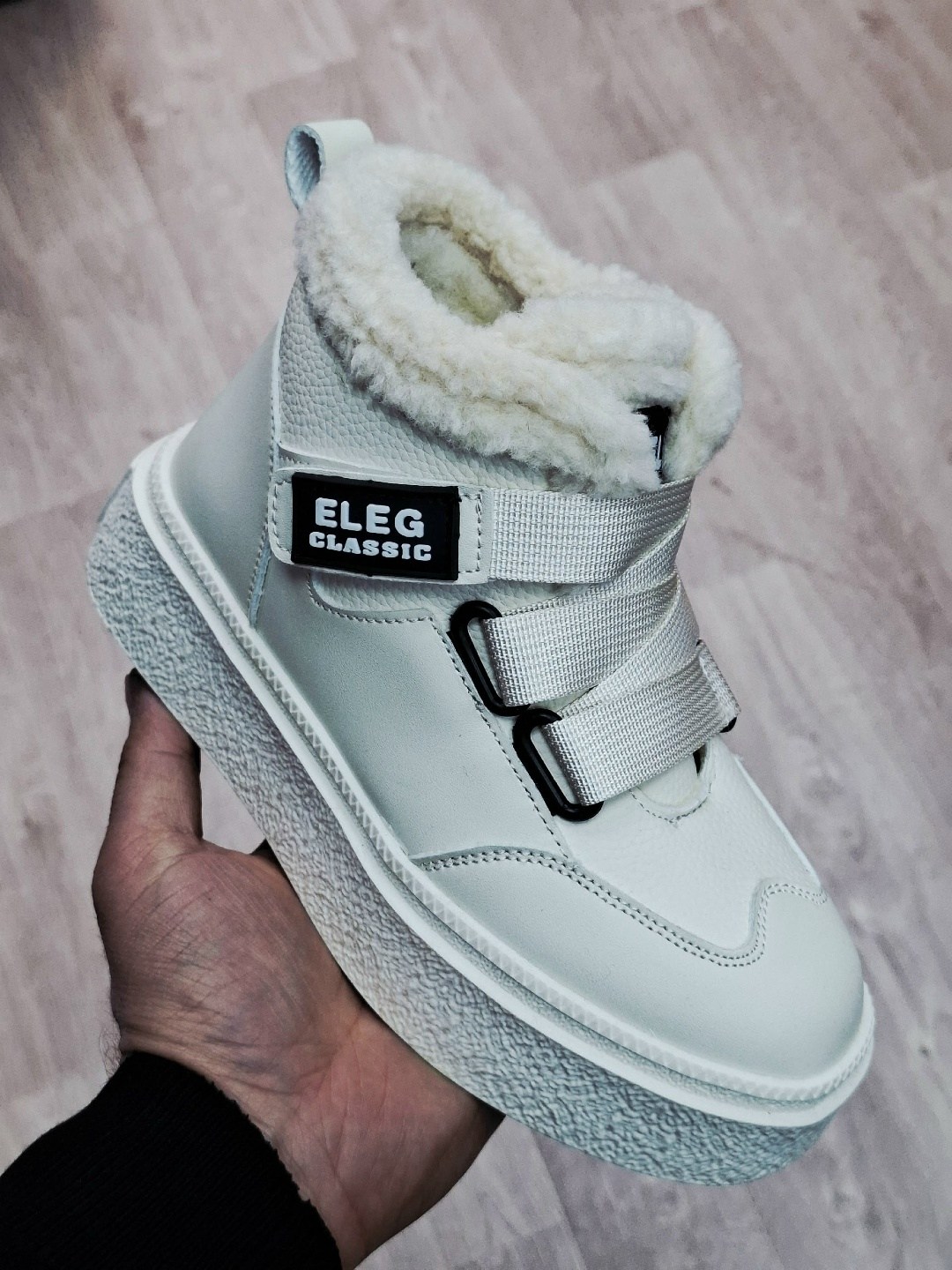 ,женская зимняя ,зимняя ,зимние кроссовки женские,ботинки женские