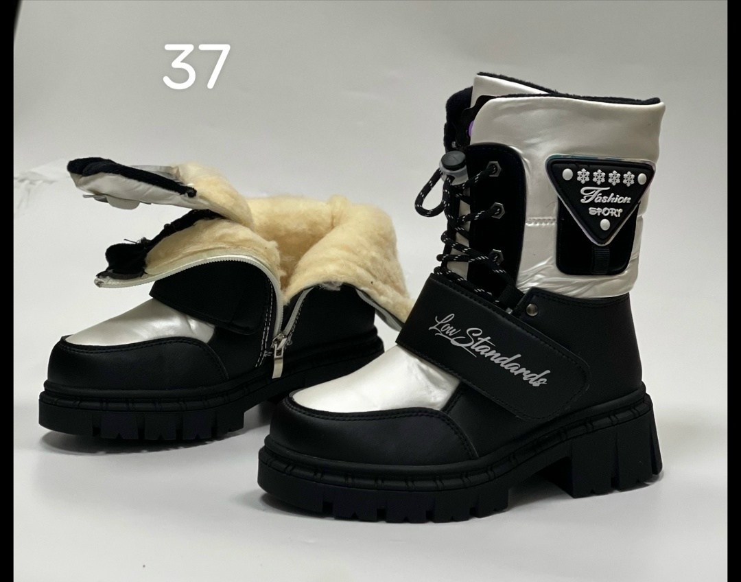 ,детская ,детские ботинки,детские кроссовки,демисезонная