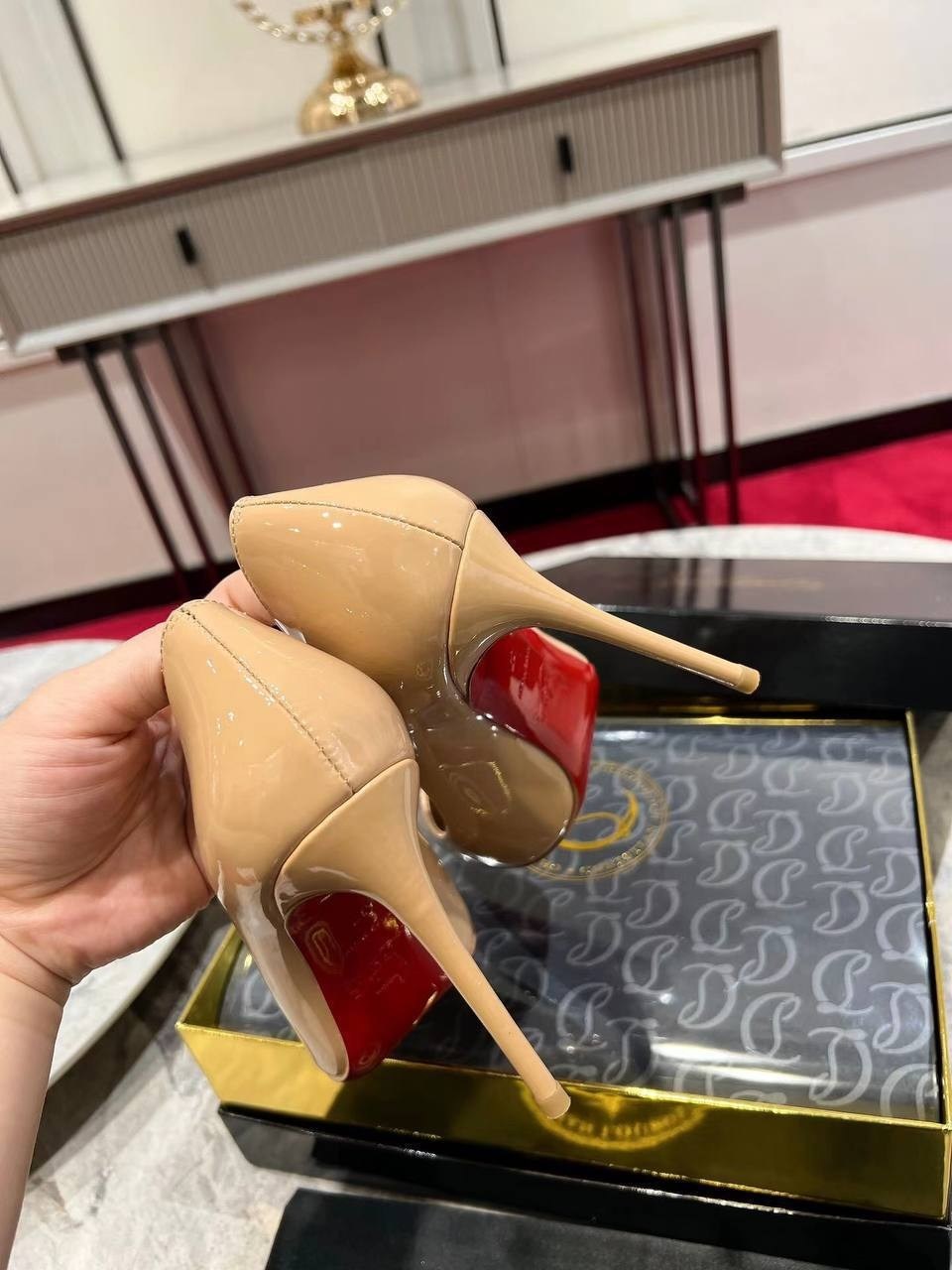 туфли christian louboutin,женские туфли лодочки,,туфли лаковые женские бежевые,женский туфли