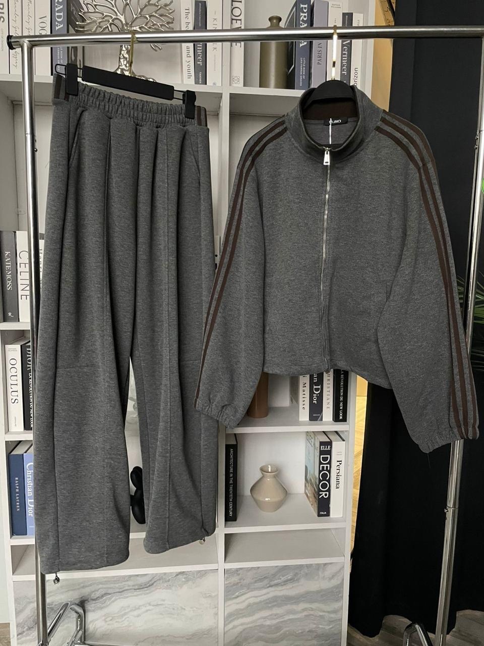 костюмы женские,стильные костюмы,трикотажные костюмы,спортивные костюмы женские,костюмы спортивные