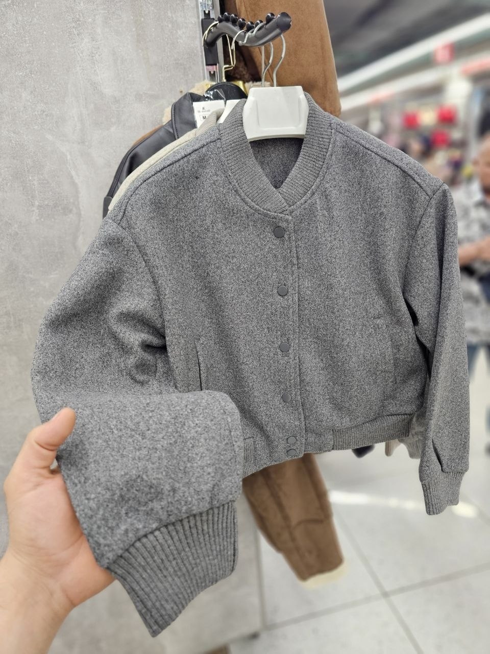 куртка бомбер,повседневная куртка,демисезонная куртка,женская куртка бомбер,бомбер пальто