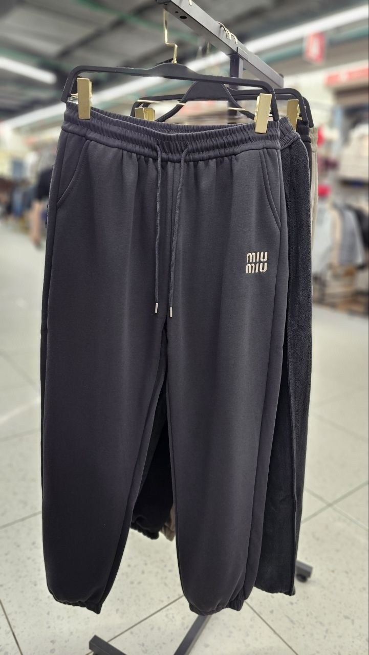 модные брюки,спортивные штаны,спортивные брюки,брюки стильные,брюки свободные