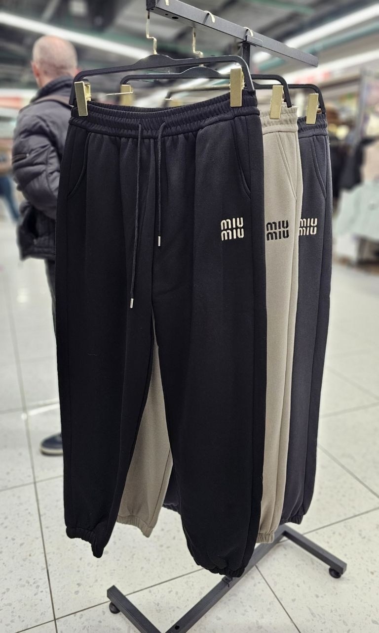 модные брюки,спортивные штаны,спортивные брюки,брюки стильные,брюки свободные