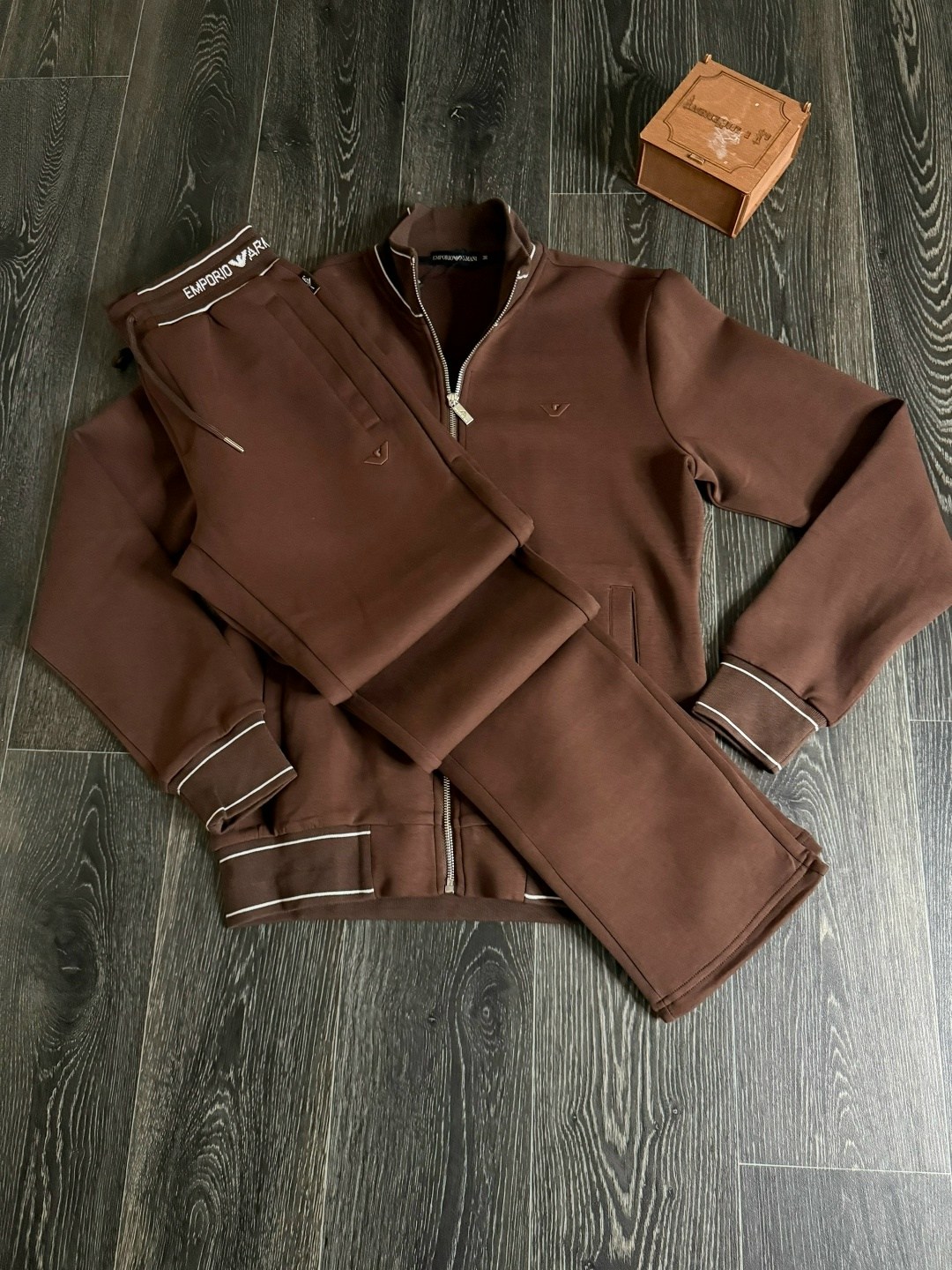 спортивный костюм armani,спортивные костюмы мужские,костюм спортивный,спортивный костюм stefano ricci