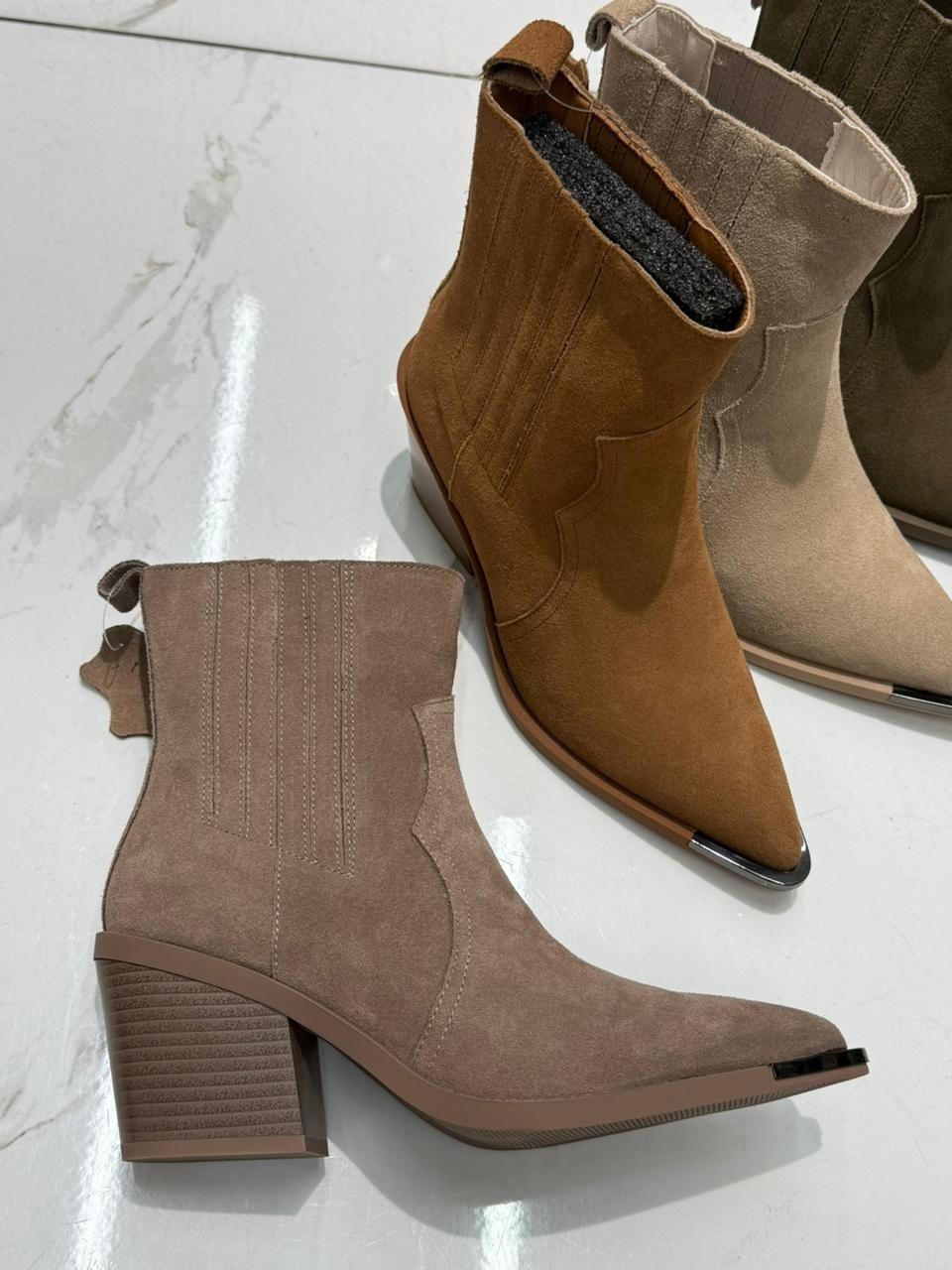 ,казаки замшевые эконика,ботильоны казаки,сапоги казаки,ботильоны женские