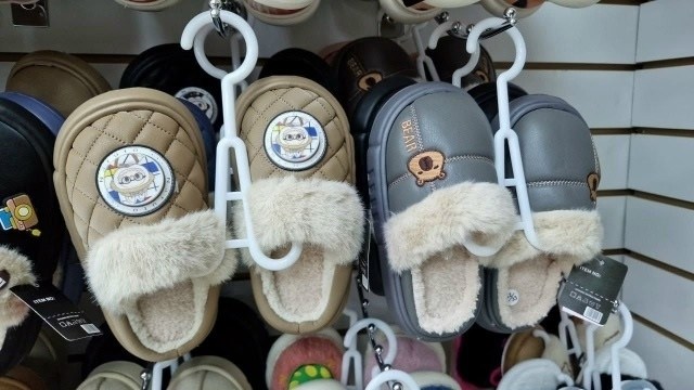 домашние тапочки женские,модные тапочки,домашние тапочки,тапки женские,плюшевые домашние тапочки