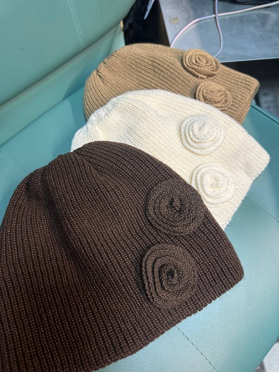 женская вязаная шапка,вязаная шапка,шапка для женщин,вязаные шапки для женщин,модные вязаные шапки