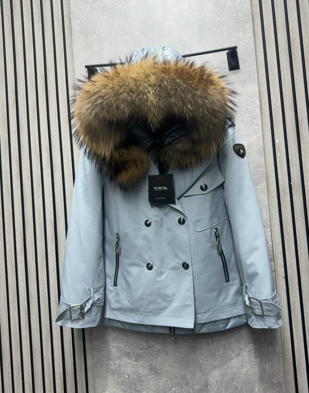 зимние куртки,парка с натуральным мехом,женская парка с натуральным мехом,парка с мехом,женская парка