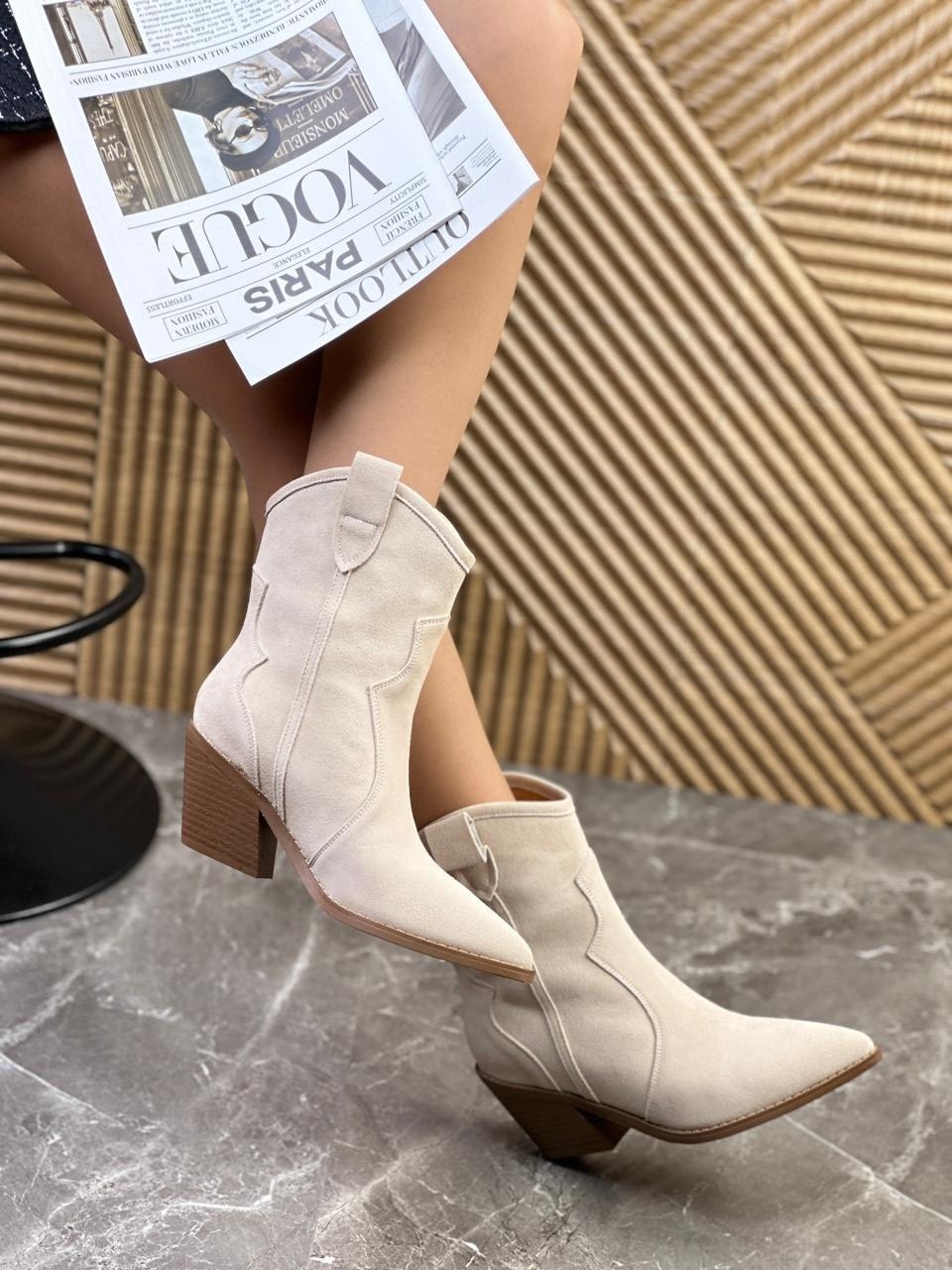 ботильоны женские,ботильоны классические женские,женские ботильоны с острым носком,модные ботильоны,замшевые ботильоны