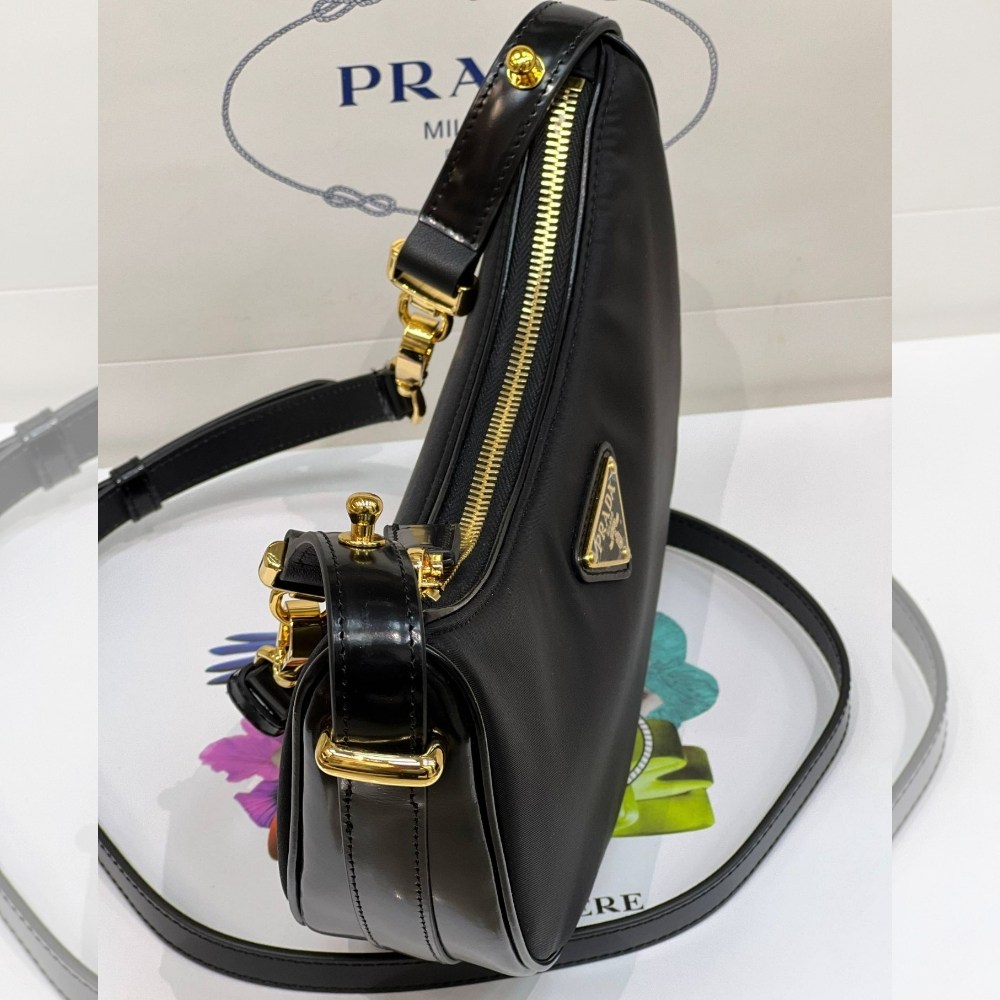 сумки,прада сумка,сумка prada,женская сумка prada,сумка