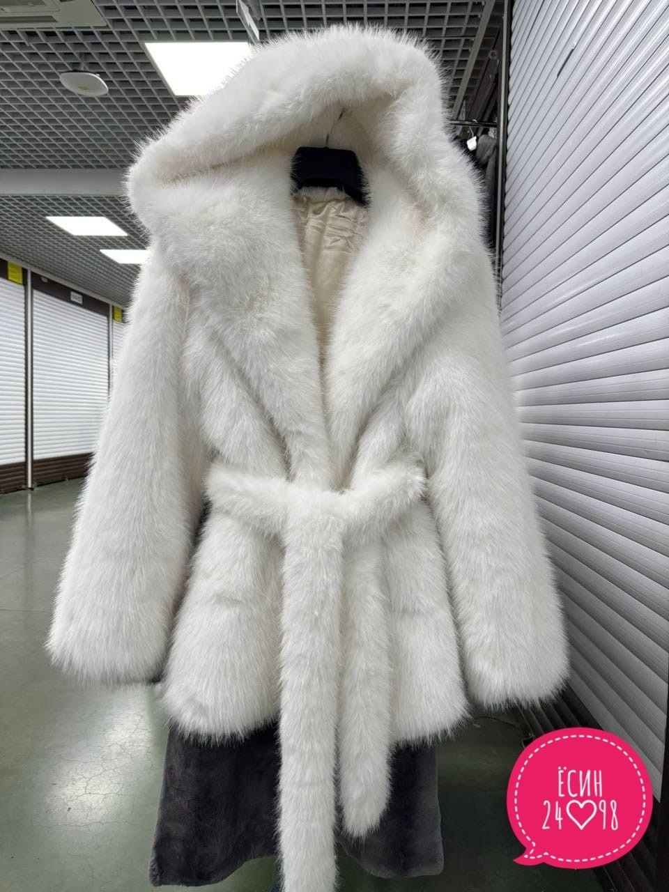 норковая шуба с капюшоном,шубка,шуба с капюшоном,норковые шубы,мех песец
