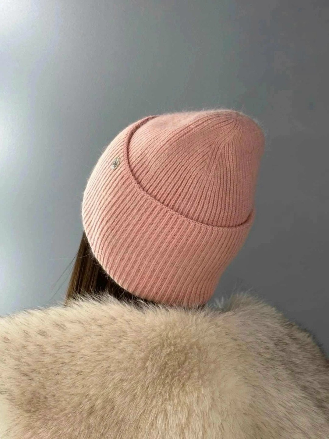 шапка женская,шапка вязаная зимняя,шапка женская зимняя бини,стильная женская шапка,женская шапка бини