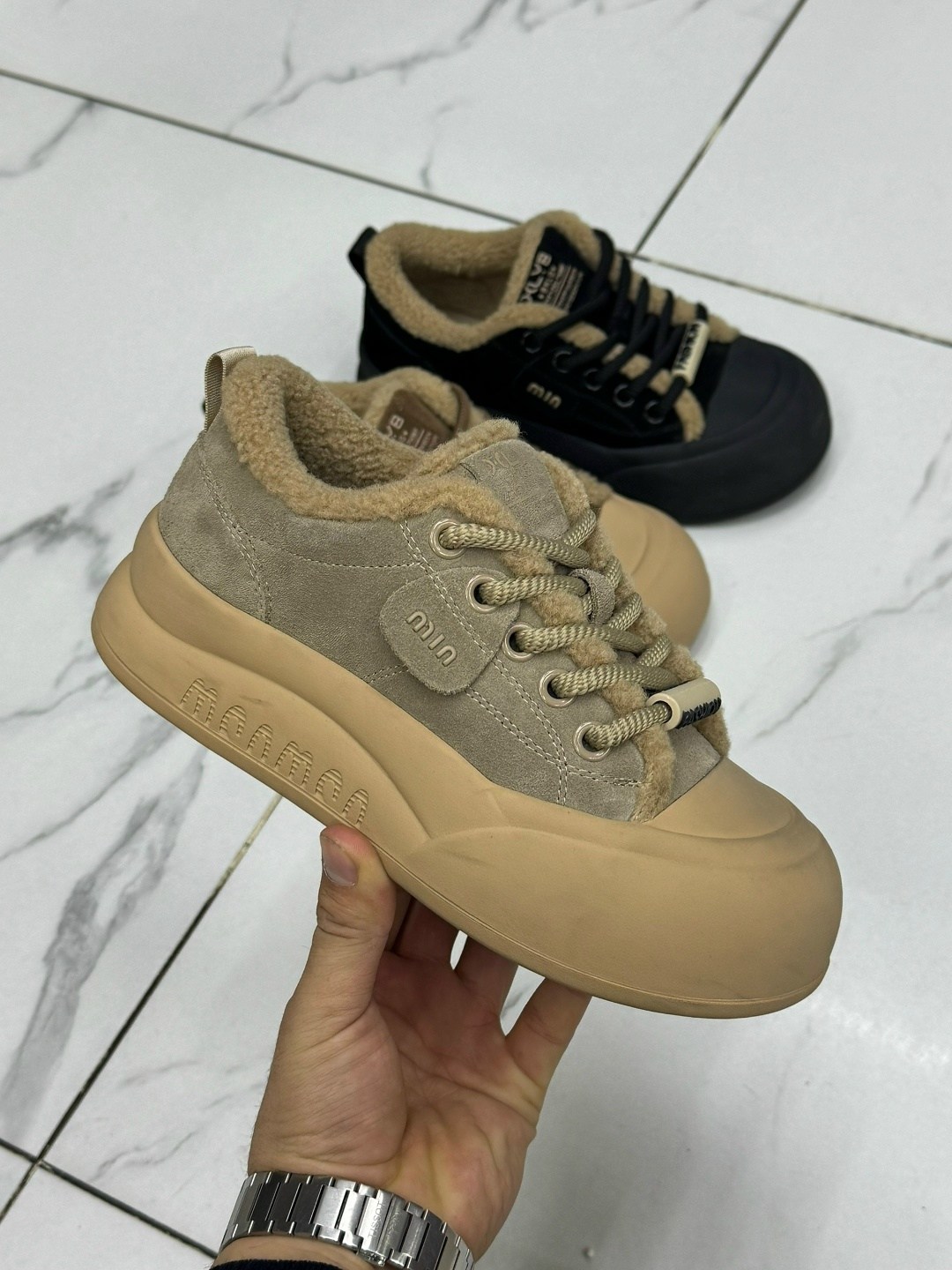 ,кроссовки женскиe,спортивная , женская,теплые кроссовки