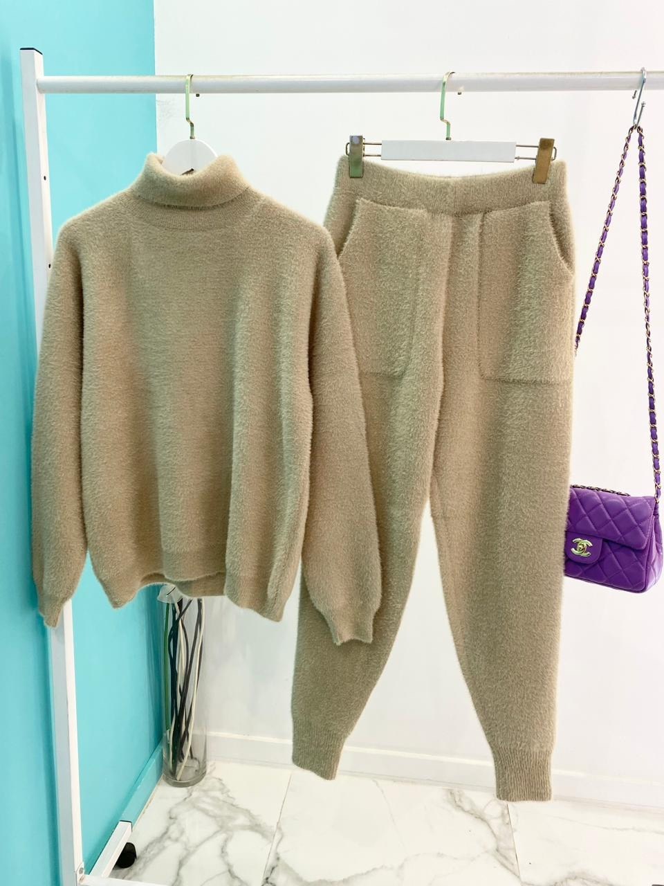 трикотажные костюмы,женские костюмы,кашемировый костюм,теплый костюм на флисе,вязаные костюмы