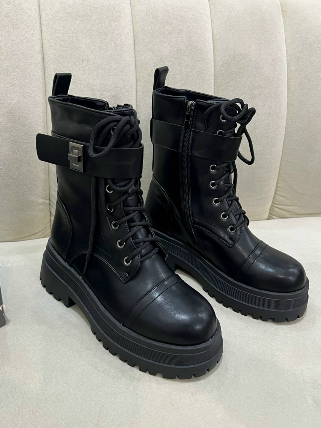 ,ботинки женские,демисезонная ,черные ботинки,ботинка
