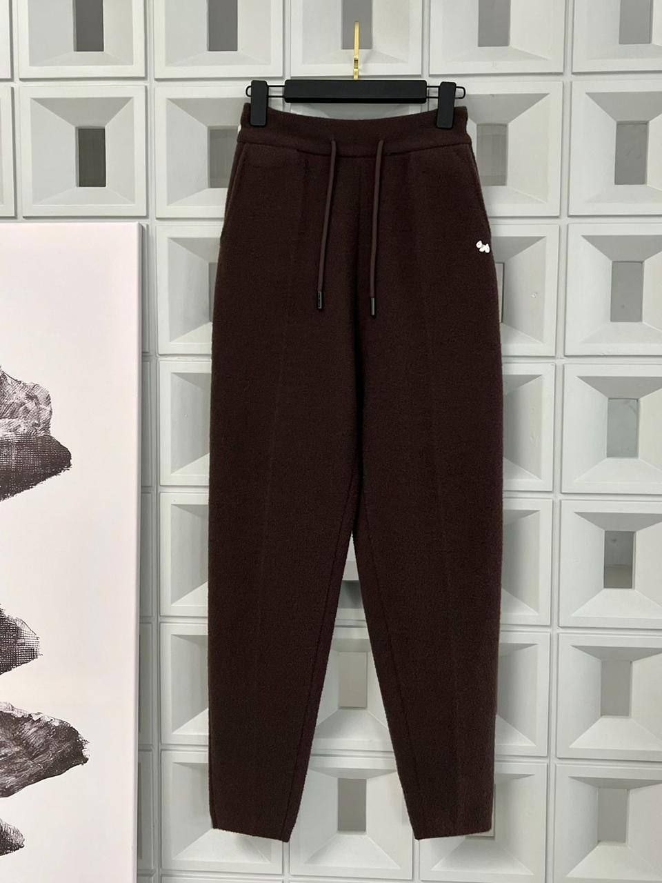 кофта женская,свитера женские,брюки женские,костюмы женские