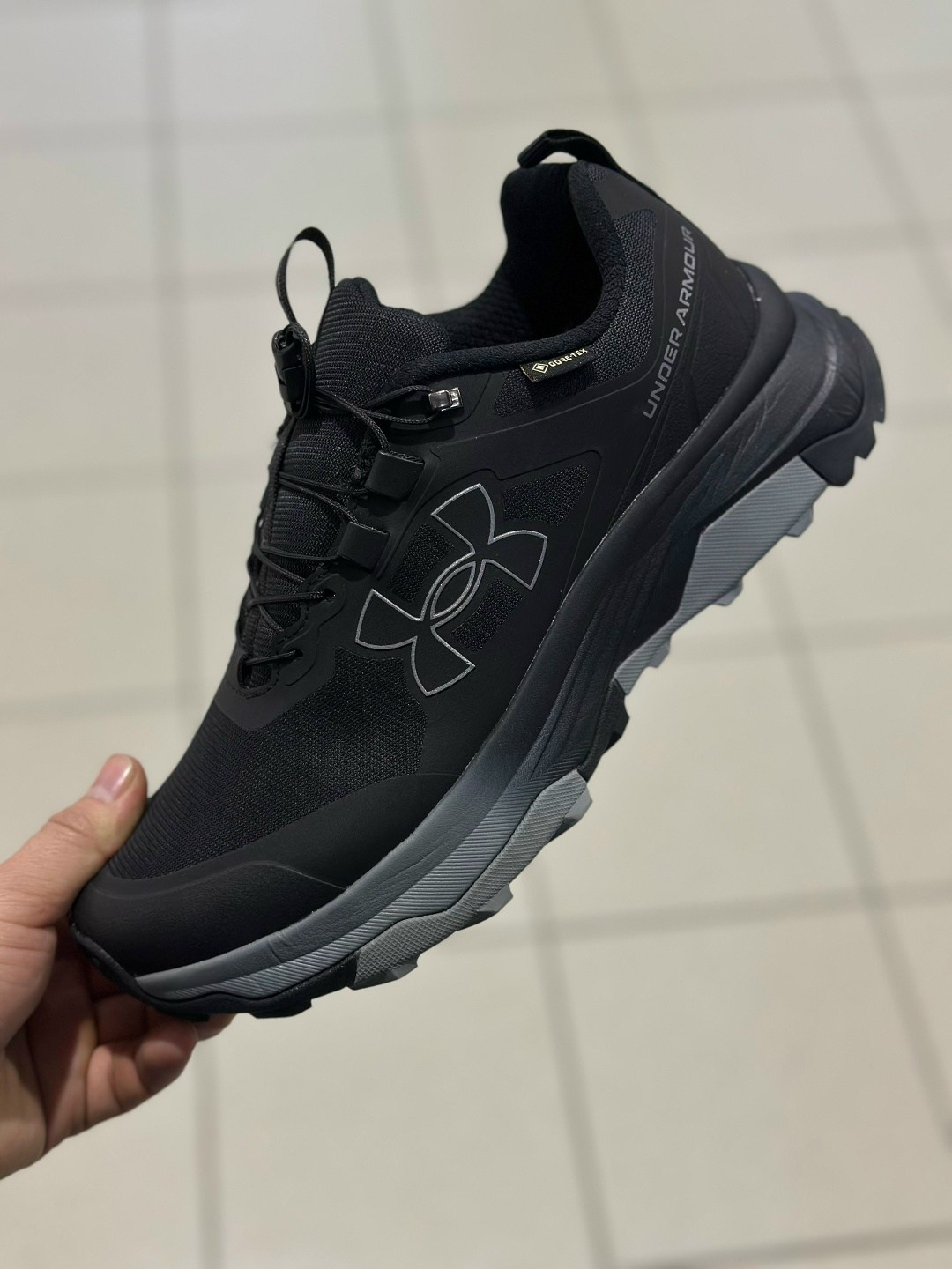 кроссовки,мужские кроссовки,спортивные кроссовки,under armour,under armour charged