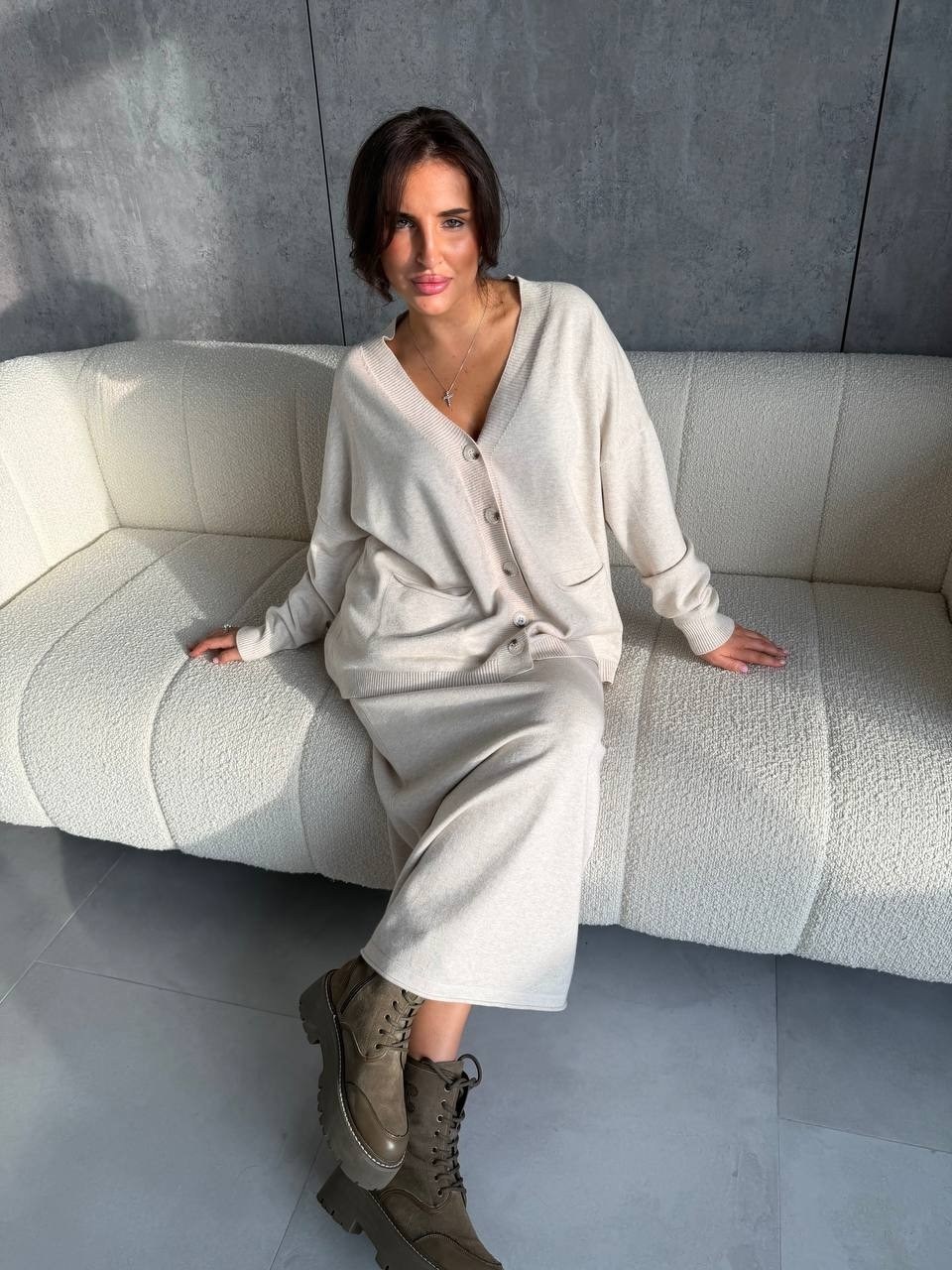 элегантные костюмы,вязаный костюм с юбкой,костюм трикотажный,трикотажные костюмы с юбкой,костюм с юбкой