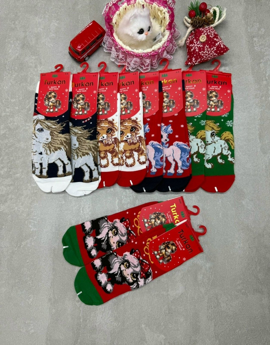 носки женские с новогодним принтом,набор новогодних носков с принтом,носки с принтом новый год,новогодние носки,набор новогодних носков с принтом 3 пары