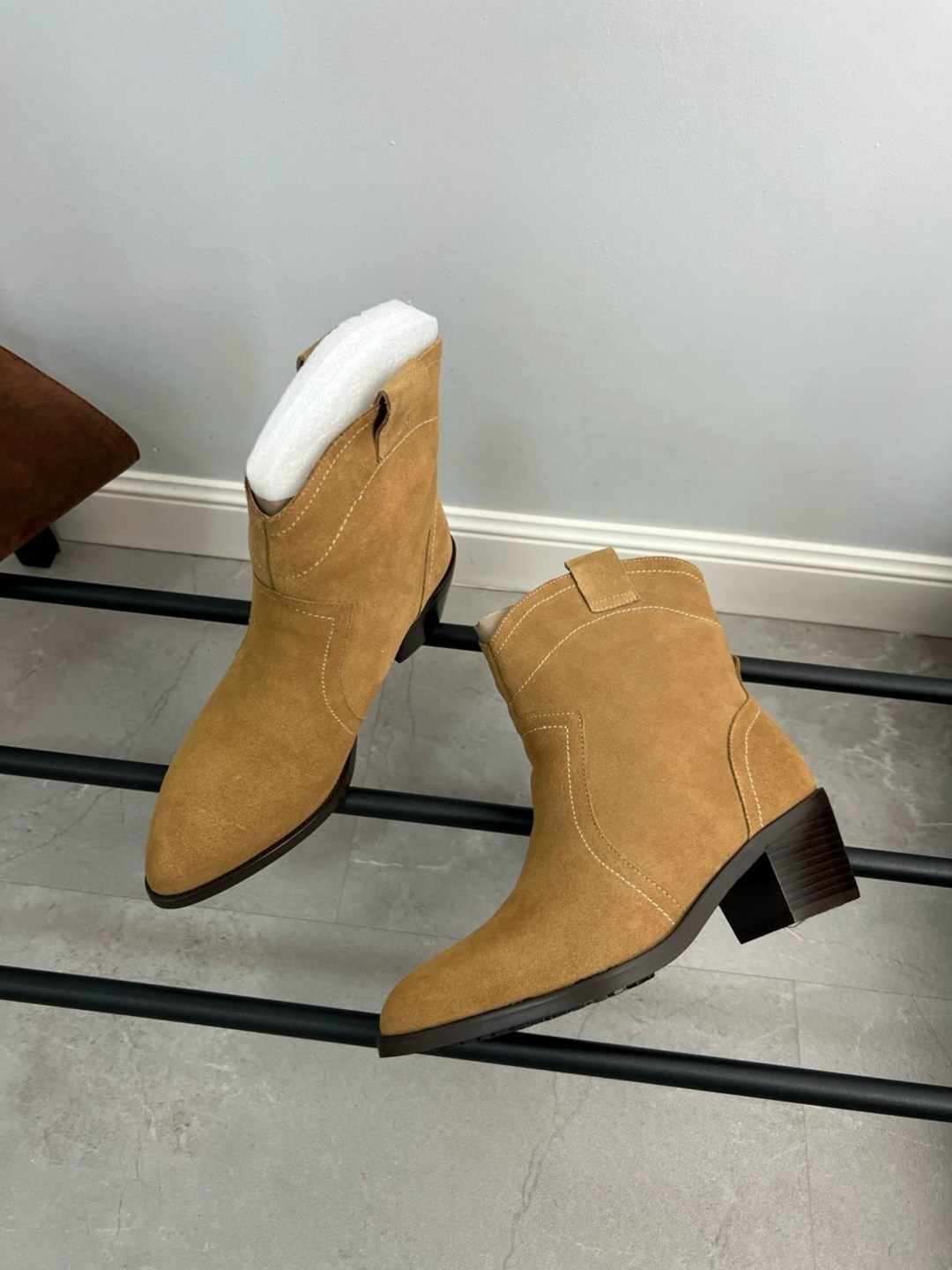 замшевые ботильоны,замшевые казаки, женская,казаки замшевые эконика,ботинки замшевые