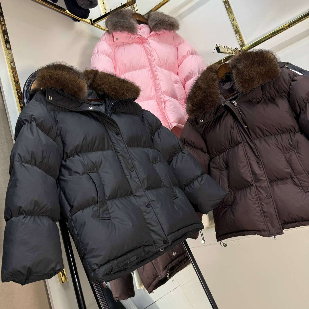 стильные пуховики,пуховики с мехом,женский пуховик,пуховик,пуховики с натуральным мехом