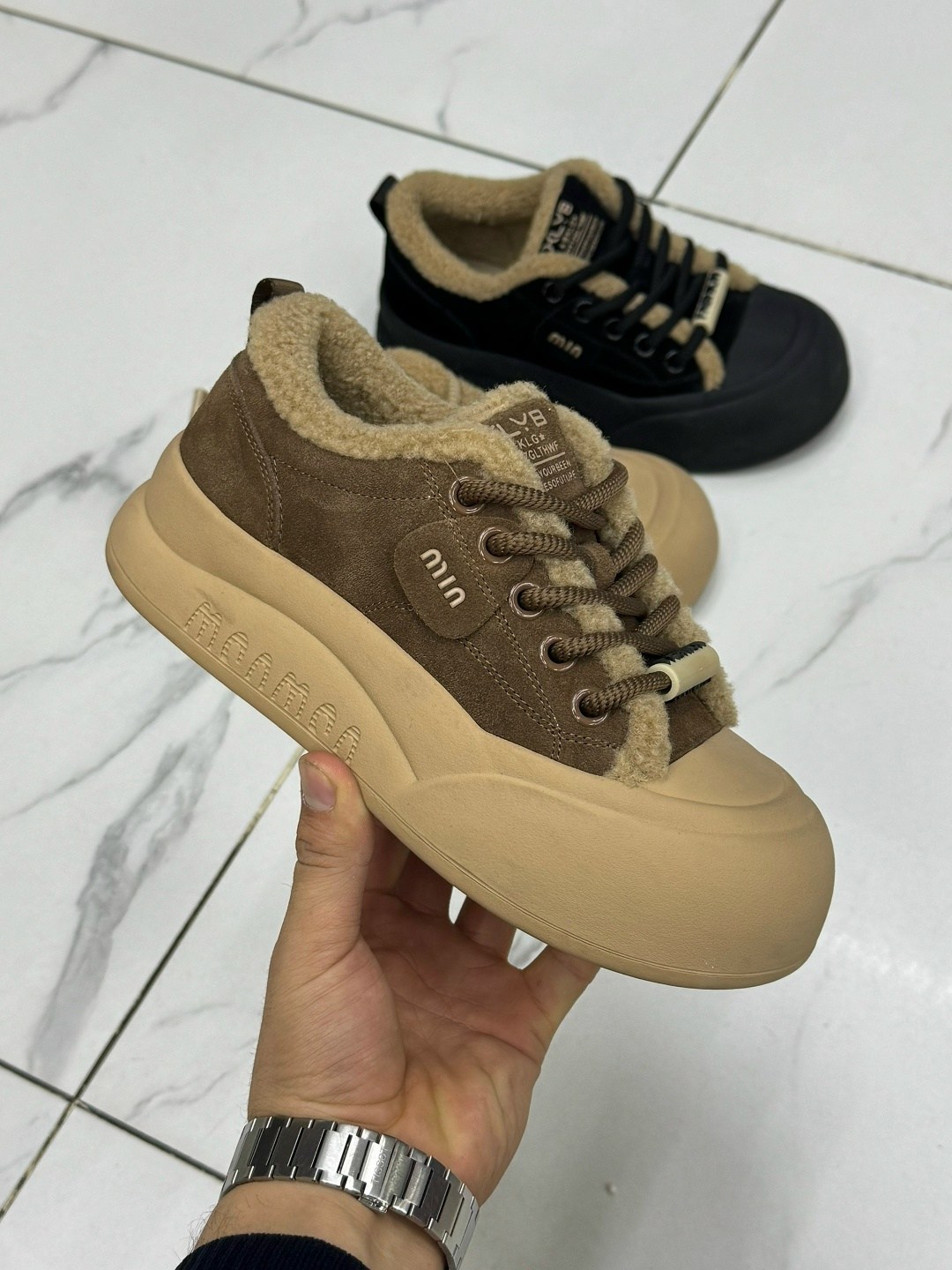 ,кроссовки женскиe,спортивная , женская,теплые кроссовки