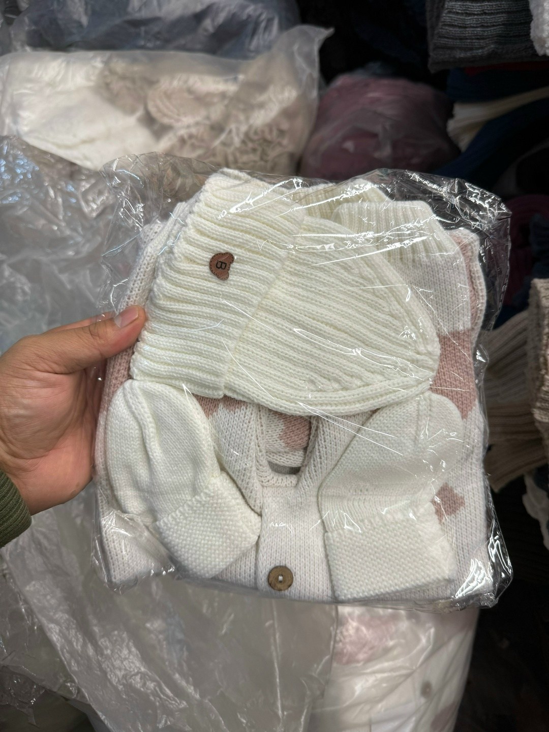 вязаный комбинезон для новорожденных белый,комбинезон вязаный для новорожденного,вязаные комплекты для новорожденных,вязаный комбинезон для новорожденного набор на,вязаные комплекты