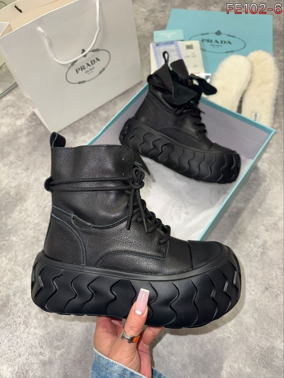 ,модные ботинки,платформа ,ботинки на платформе, женская