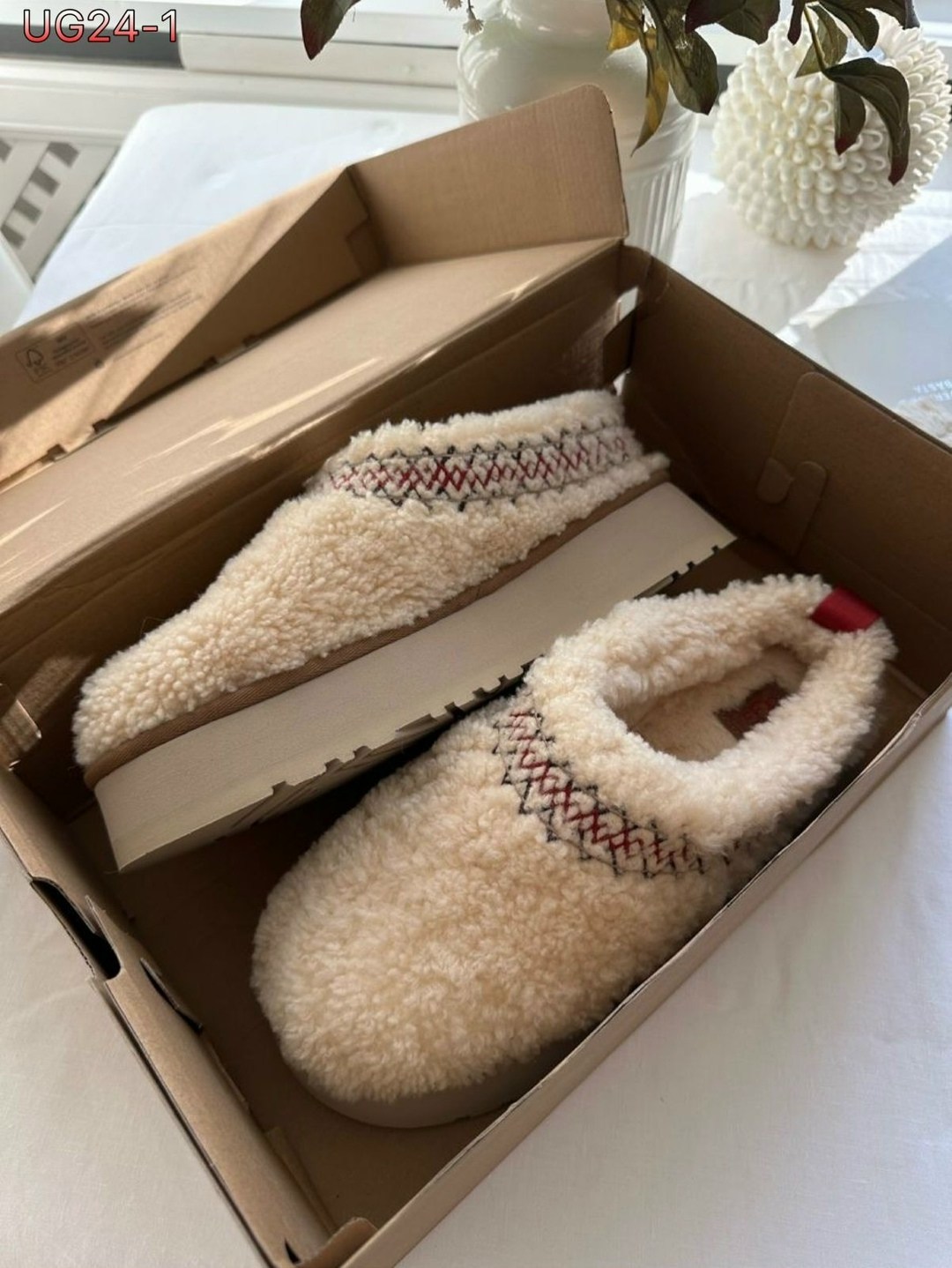 ,тапочки модные,женские слипоны,женские угги, эспадрильи