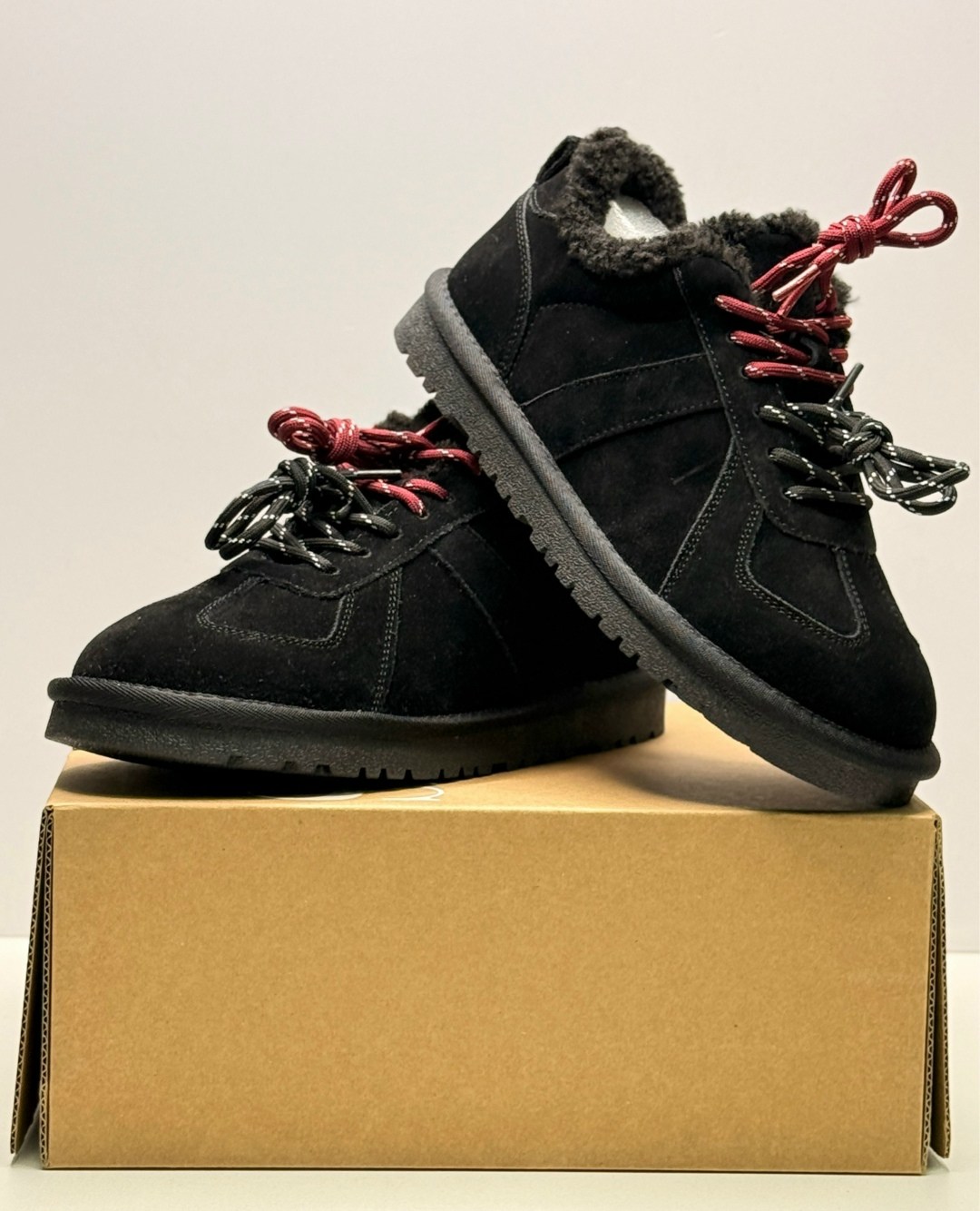 кроссовки замшевые,, угги,зимняя ,замшевые ботинки