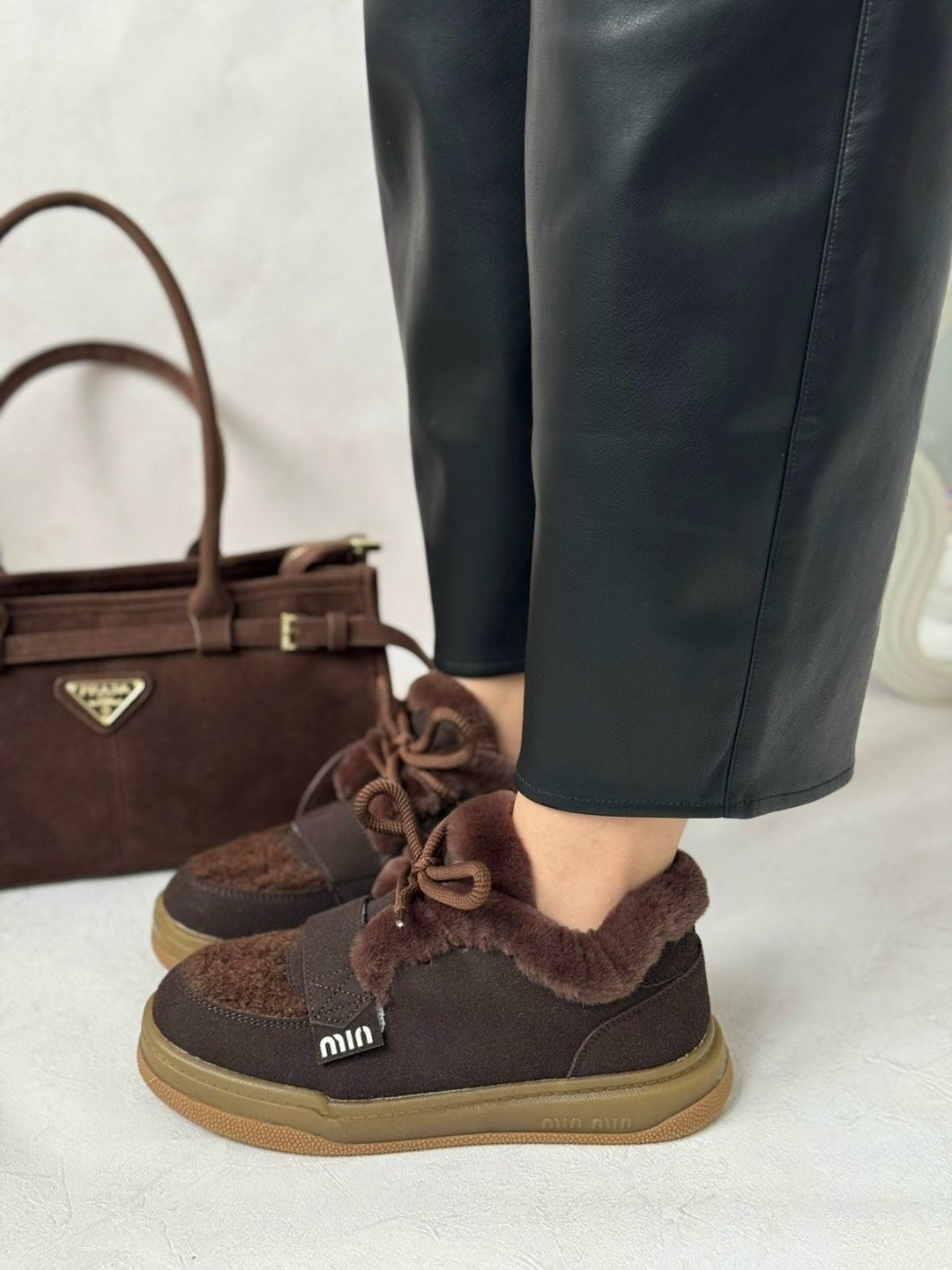 ,женская ,теплая ,ботинки с мехом,женская зимняя