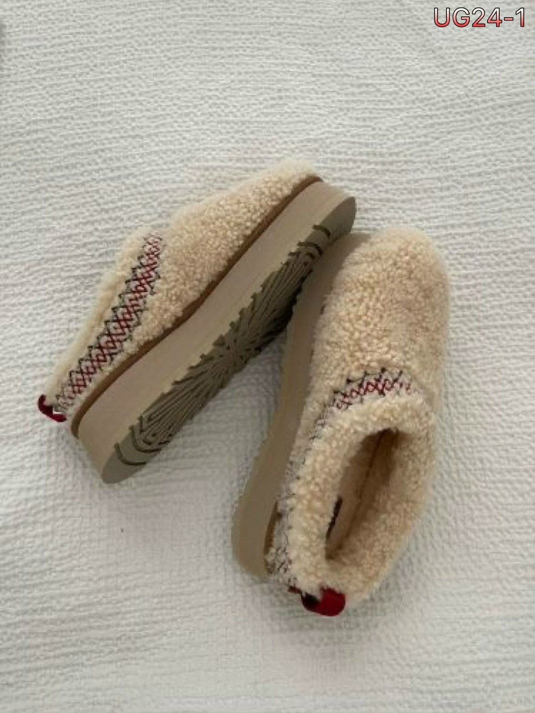 ,тапочки модные,женские слипоны,женские угги, эспадрильи