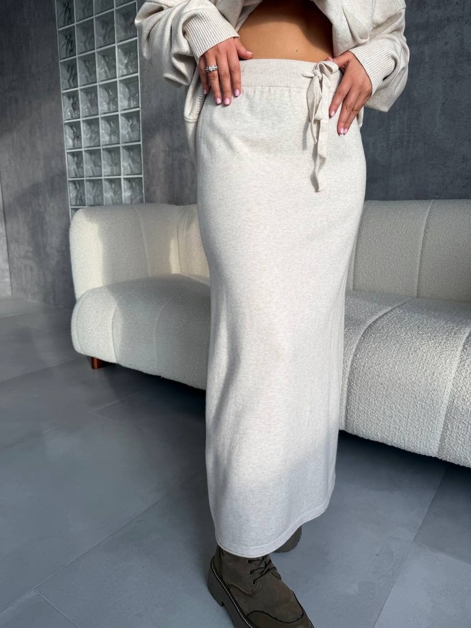 элегантные костюмы,вязаный костюм с юбкой,костюм трикотажный,трикотажные костюмы с юбкой,костюм с юбкой