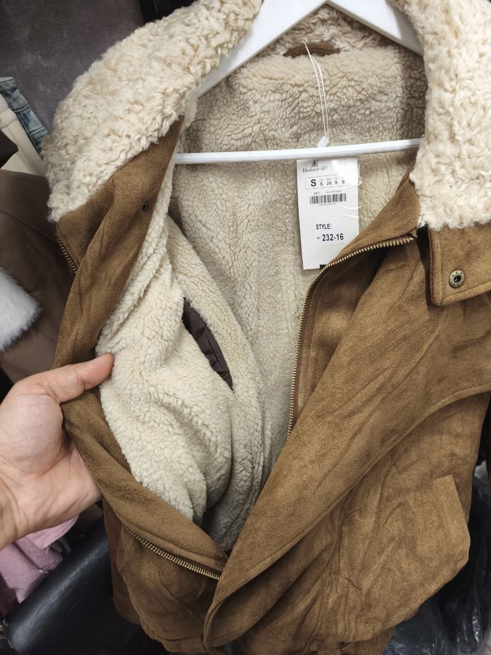 куртка из искусственной замши,куртка из замши,замшевая куртка,теплая куртка,вельветовая куртка