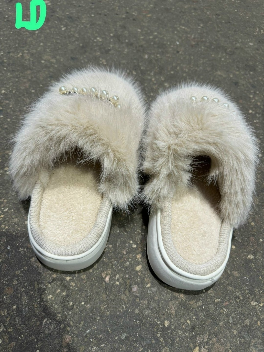 тапочки меховые,женские домашние тапочки,домашние меховые тапочки,тапочки с мехом,тапочки домашние женские меховые