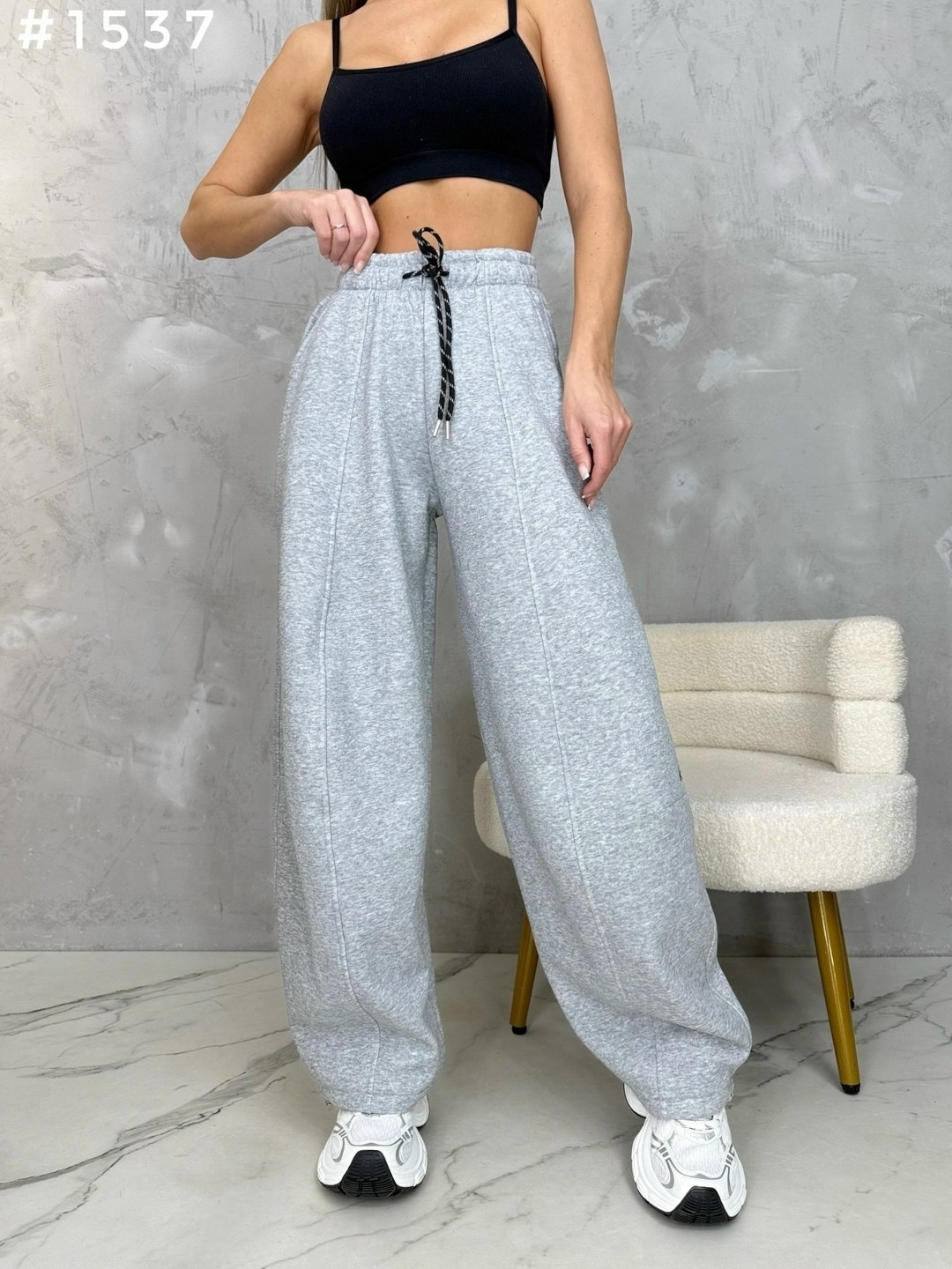 широкие спортивные штаны женские,женские спортивные штаны,серые спортивные штаны,брюки палаццо спортивные,спортивные штаны на флисе