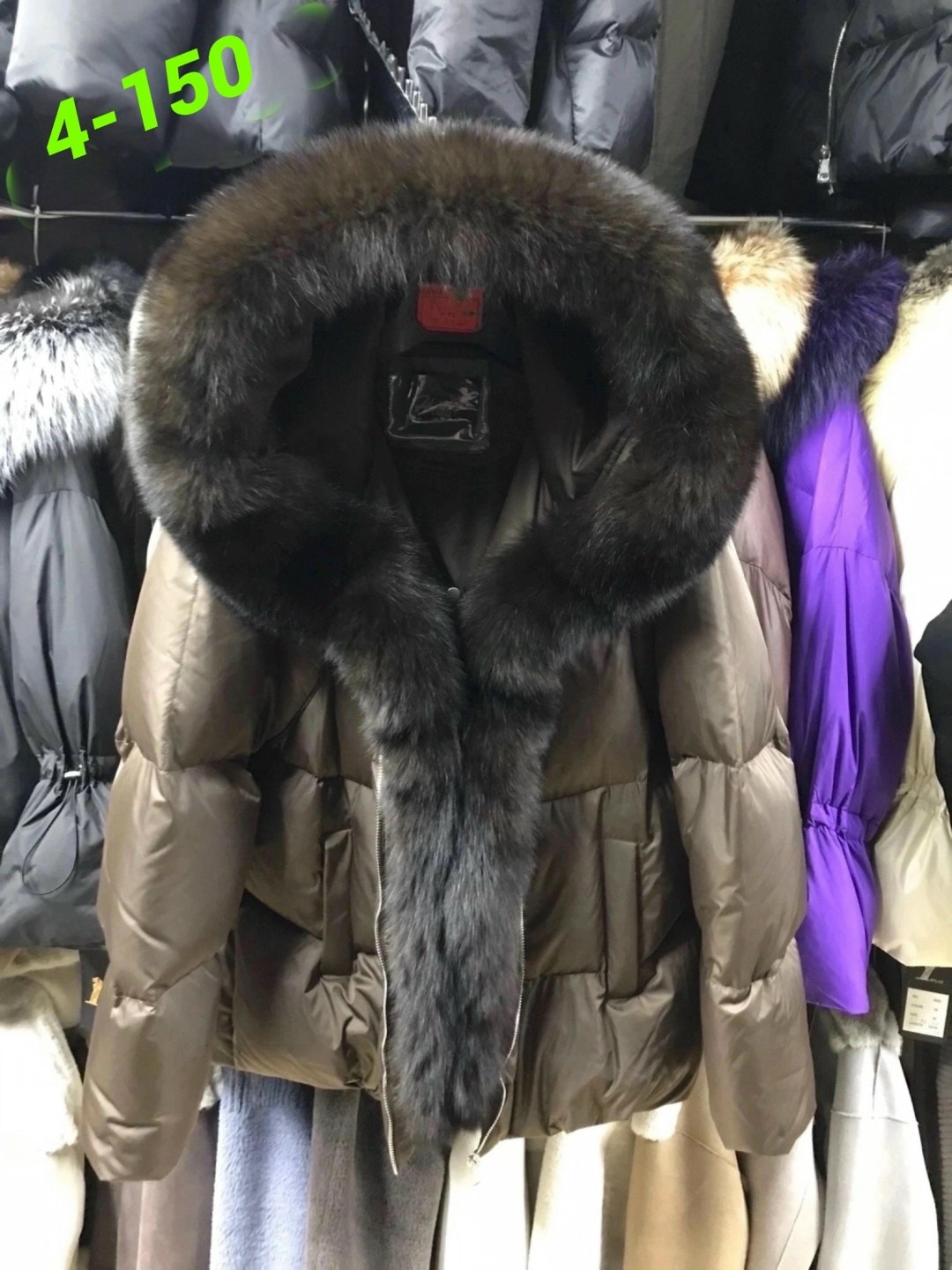 пуховики с натуральным мехом,пуховик с мехом,пуховик женский,пуховик,пуховик женский с натуральным мехом