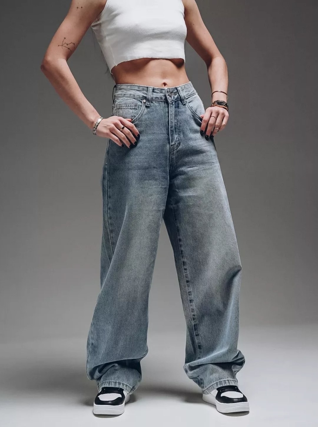 широкие джинсы,женские широкие джинсы,оверсайз джинсы,джинсы бойфренд,джинсы широкие прямые