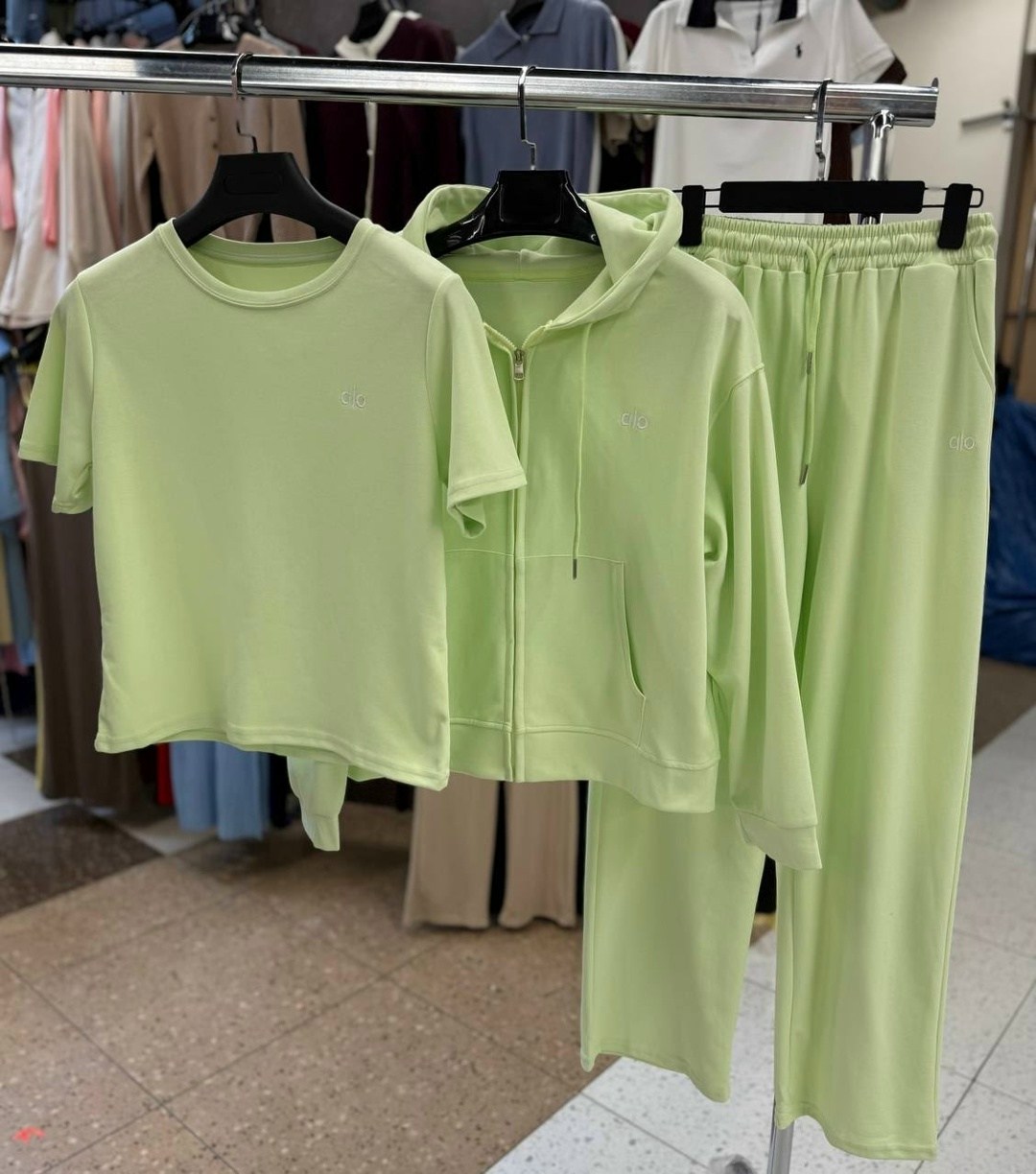 спортивный костюм тройка женский,спортивные костюмы женские,спортивные костюмы,спортивный костюм brunello cucinelli,костюм тройка женский