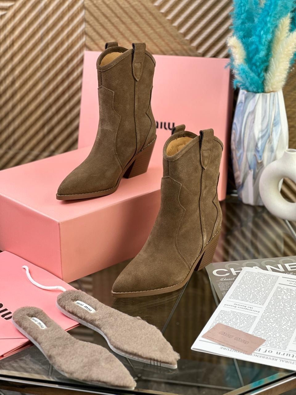 ботильоны женские,ботильоны классические женские,женские ботильоны с острым носком,модные ботильоны,замшевые ботильоны