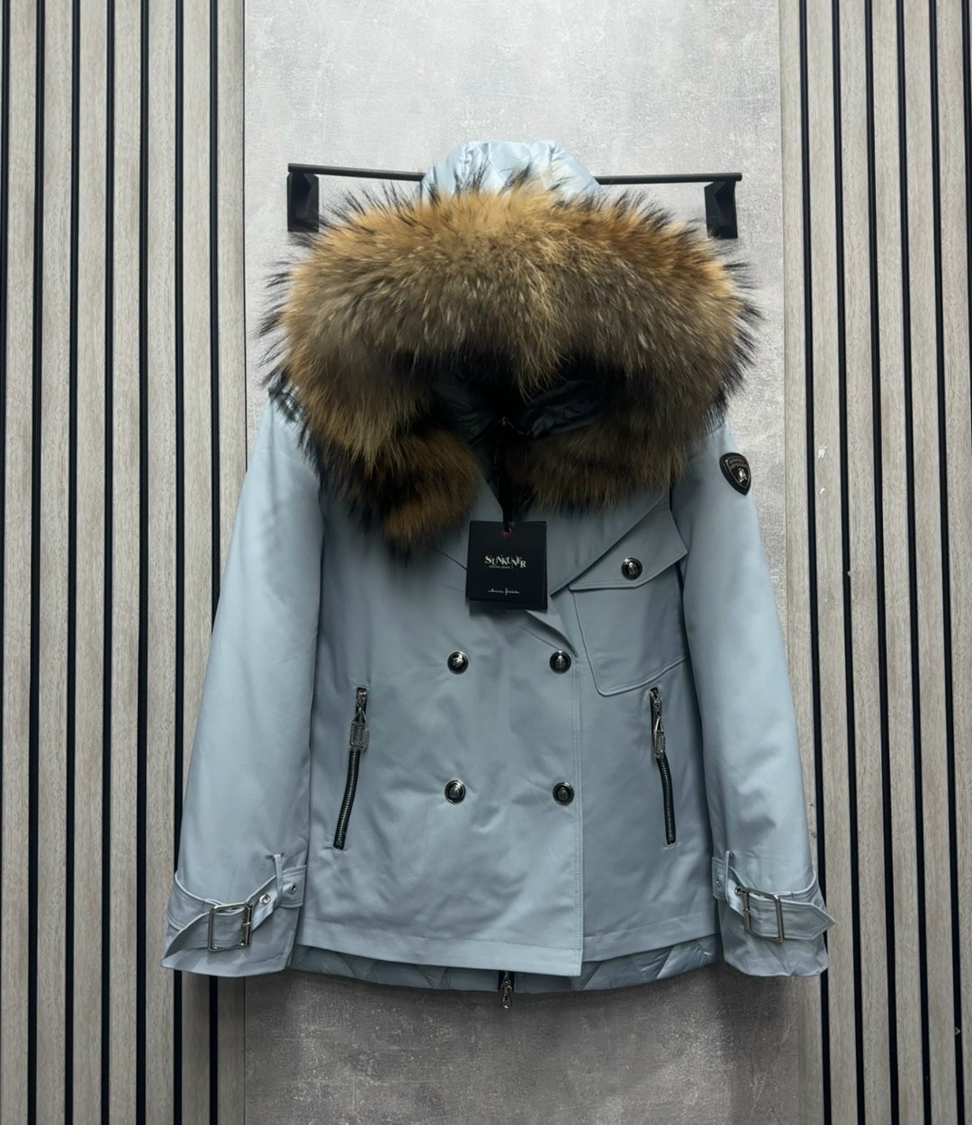 зимние куртки,парка с натуральным мехом,женская парка с натуральным мехом,парка с мехом,женская парка