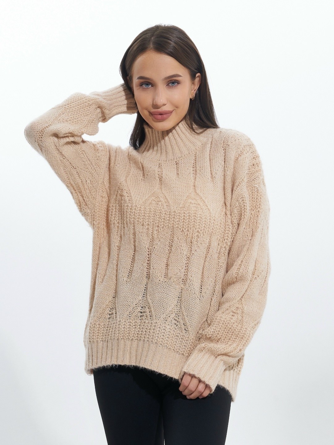 женские свитера,джемпер,бежевый джемпер,бежевый свитер,свитер кофта