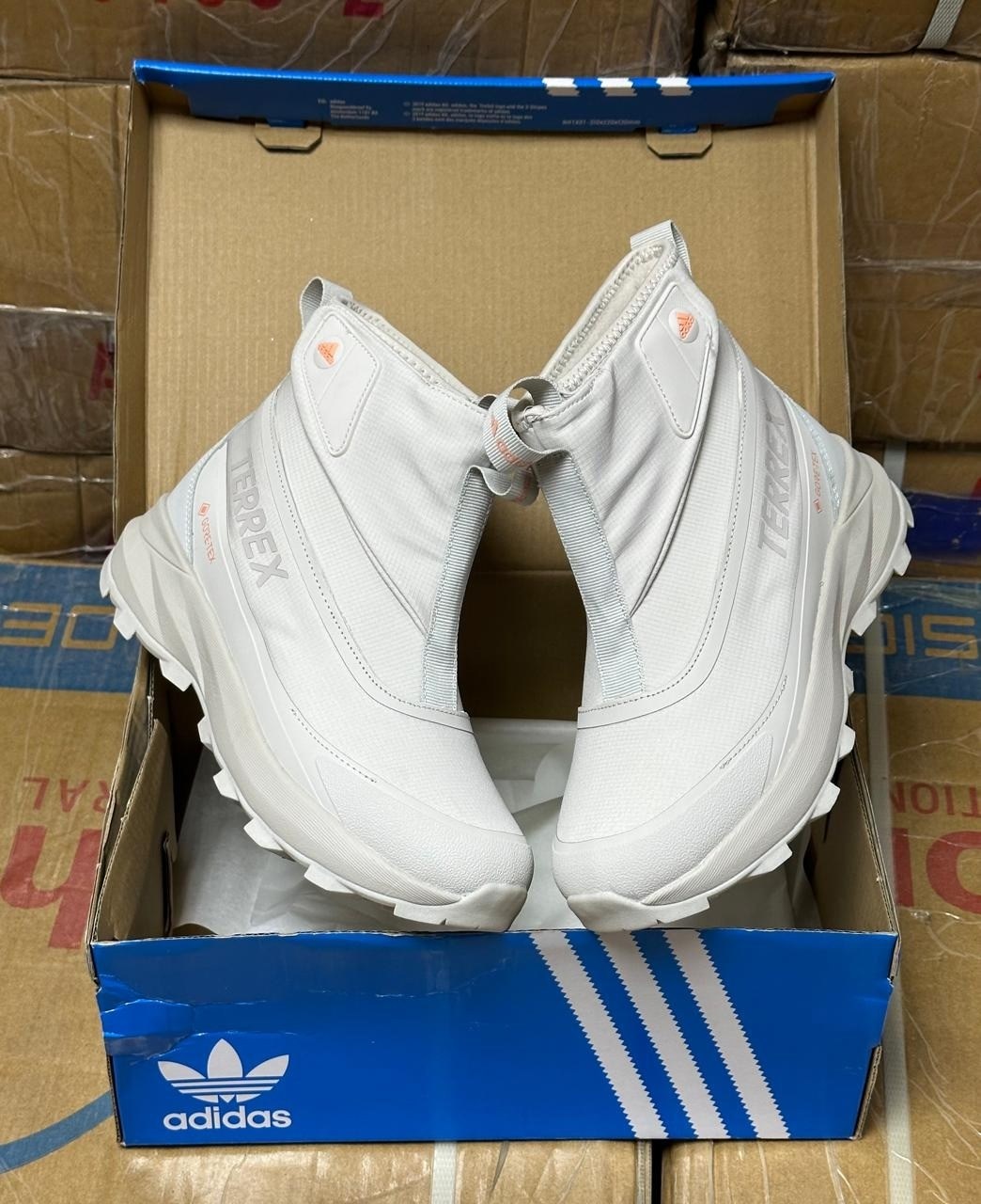 сапоги адидас женские зимние,дутики adidas,зимние сапоги adidas,сапоги adidas зимние (а548),сапоги адидас белые