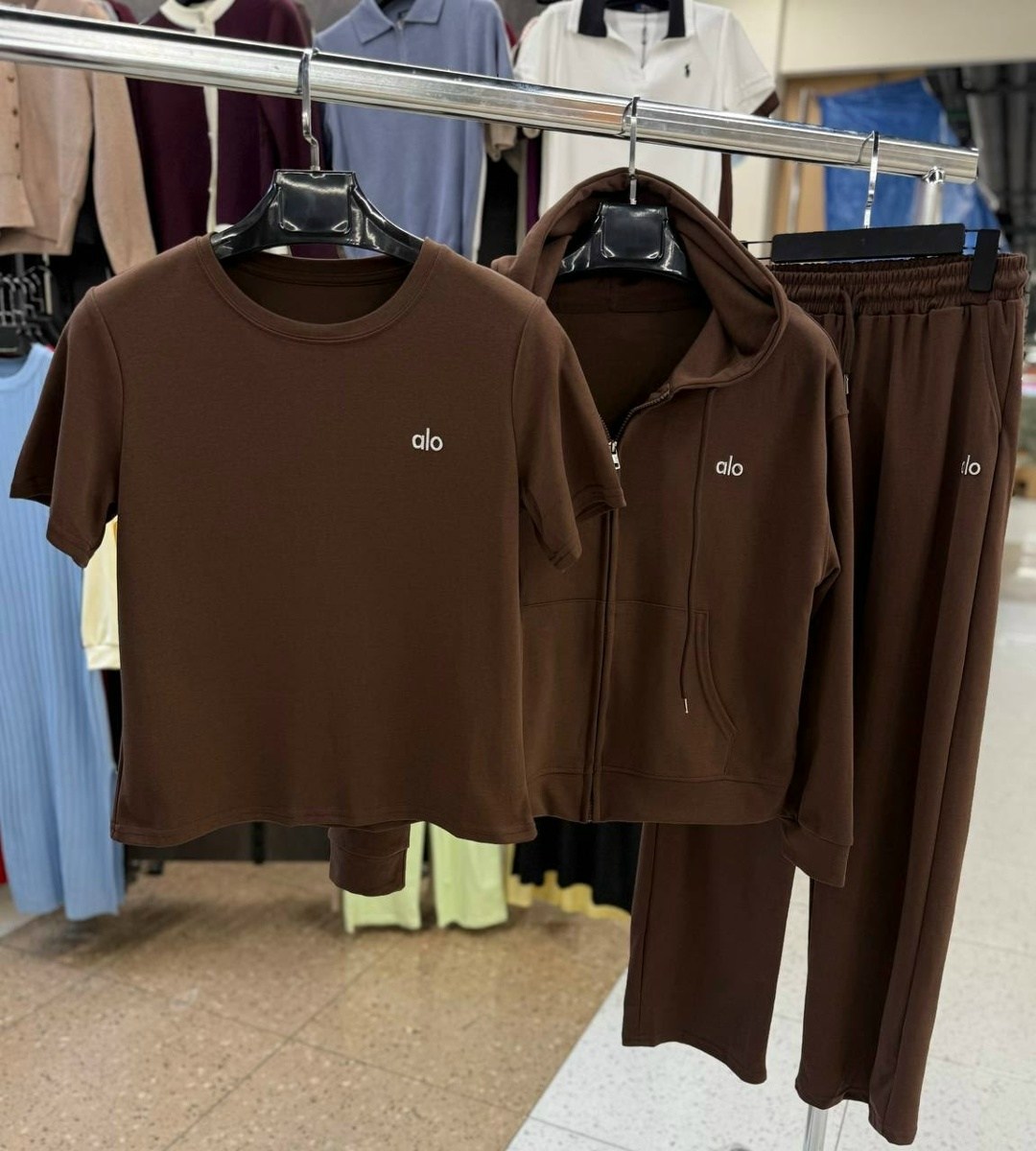 спортивный костюм тройка женский,спортивные костюмы женские,спортивные костюмы,спортивный костюм brunello cucinelli,костюм тройка женский