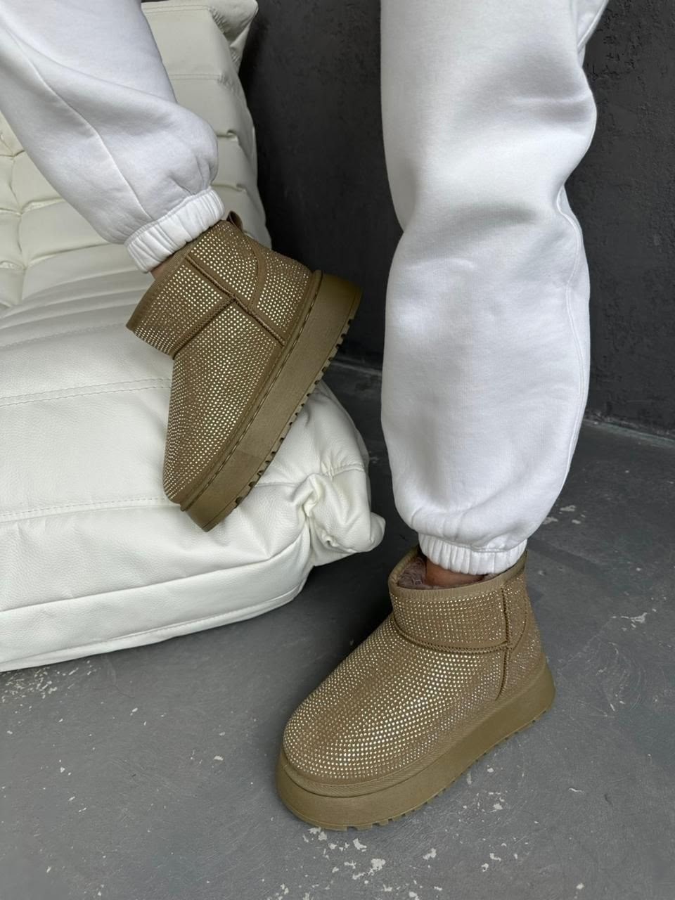 ,угги женские,женская  зимняя, теплая,угги женские со стразами