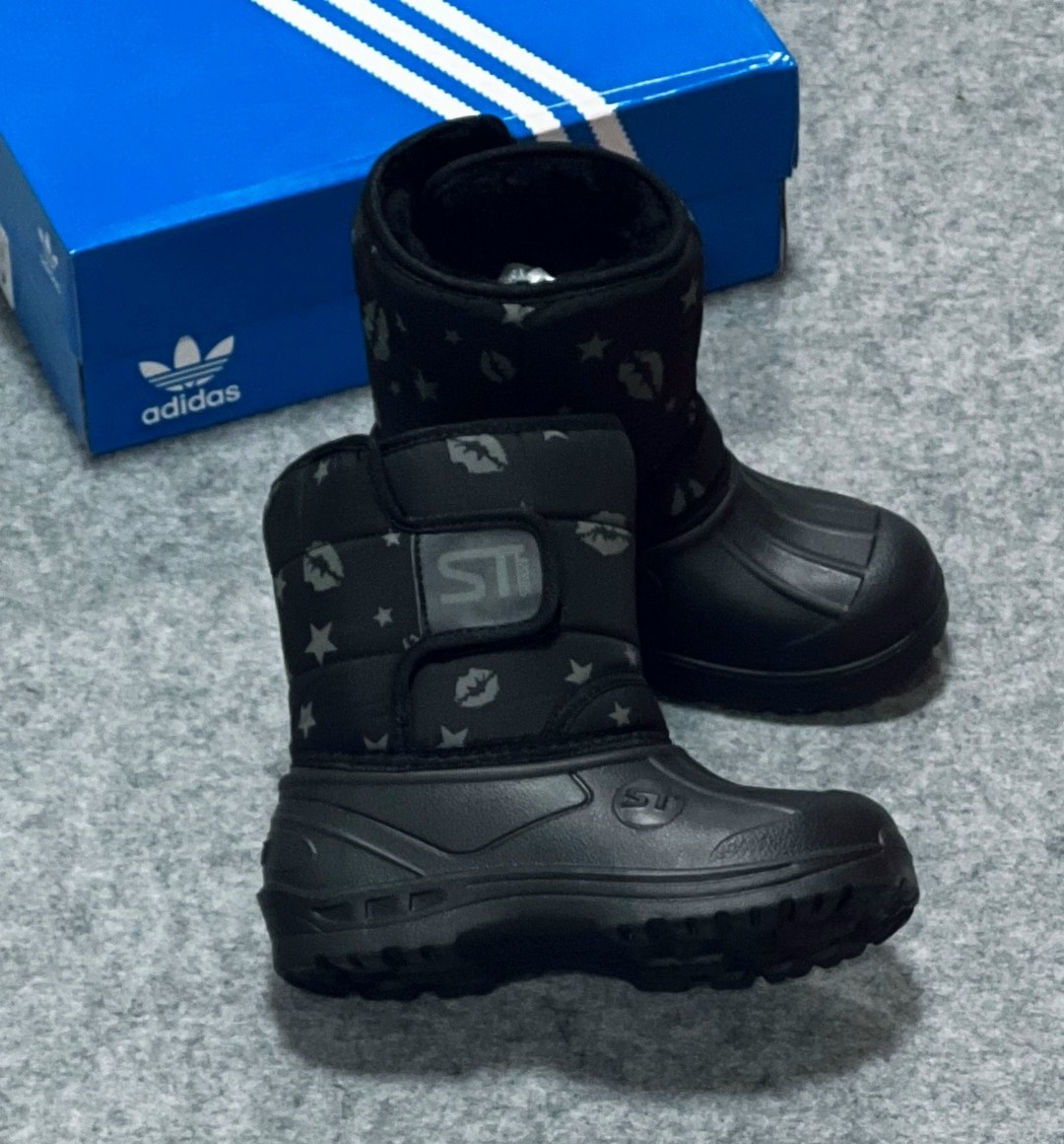 дутики adidas,зимние сапоги adidas,,adidas зимние,сапоги детские